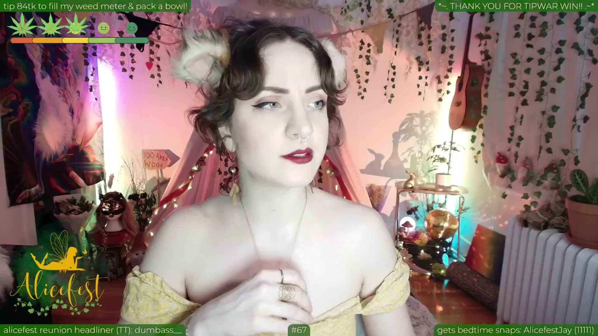 Gallery image thumbnail from aliceisonfire's myfreecams stream on, 06/30/2025, 06:53 image 12 of 20