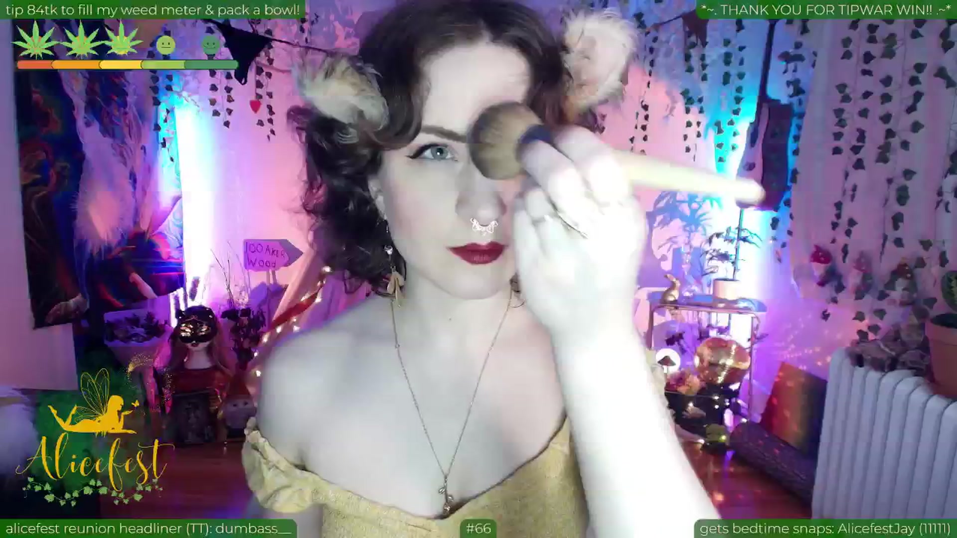 Gallery image thumbnail from aliceisonfire's myfreecams stream on, 06/30/2025, 06:53 image 4 of 20
