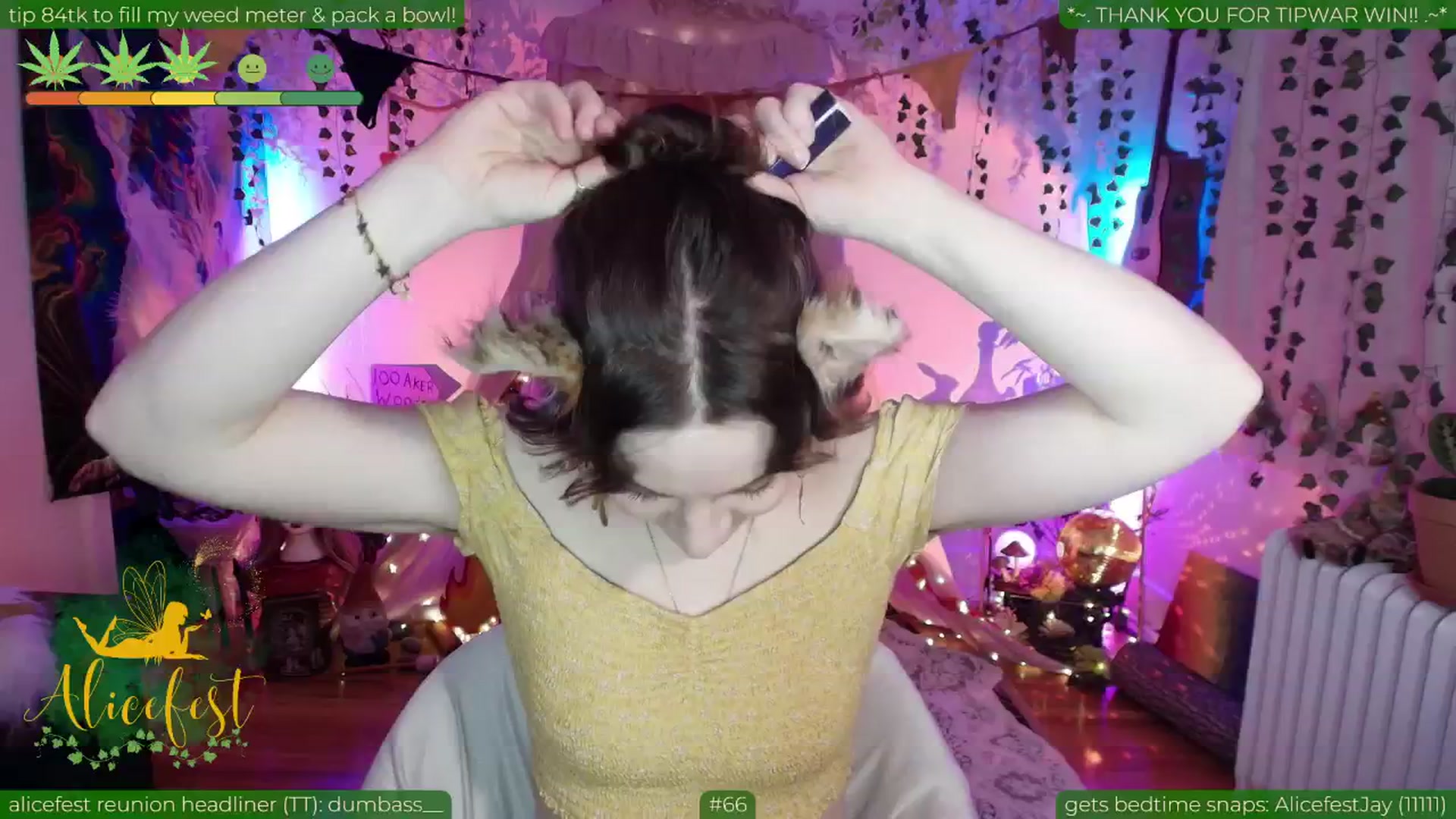 Gallery image thumbnail from aliceisonfire's myfreecams stream on, 06/30/2025, 06:53 image 5 of 20