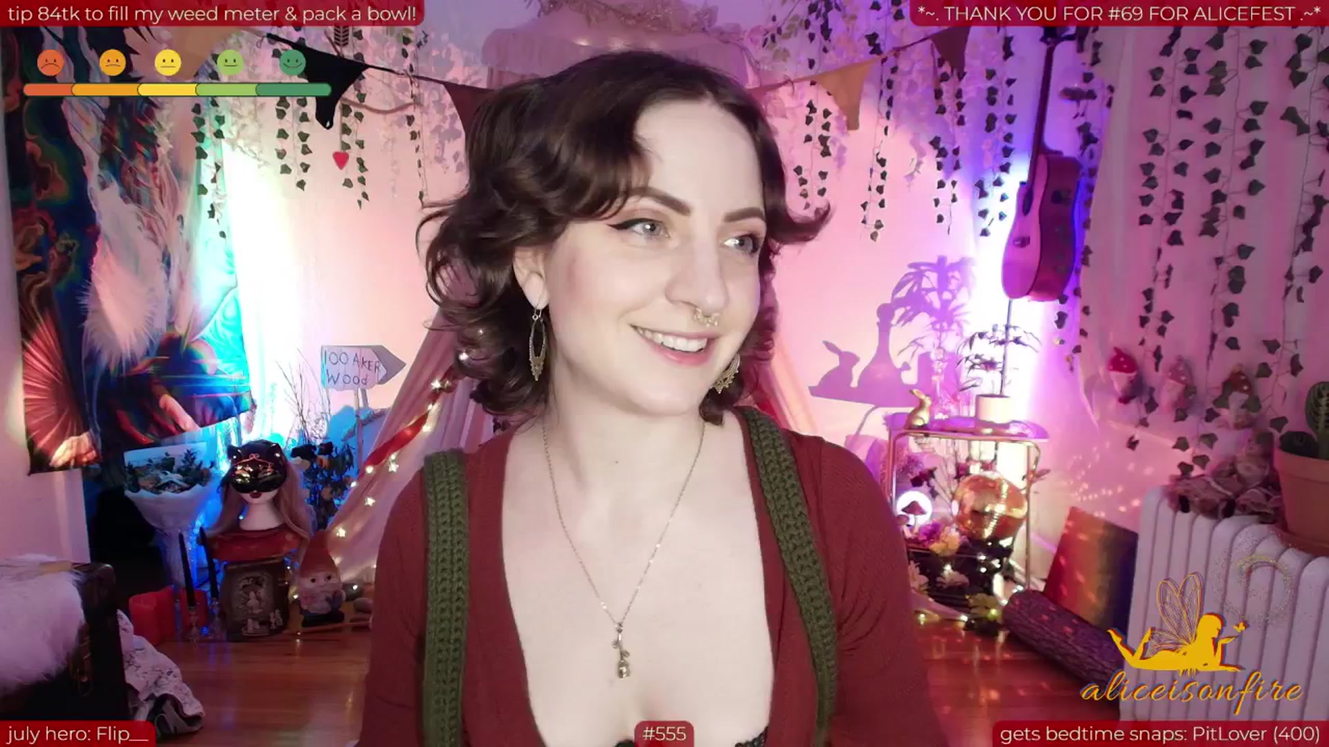 Gallery image thumbnail from aliceisonfire's myfreecams stream on, 07/04/2025, 05:40 image 20 of 20