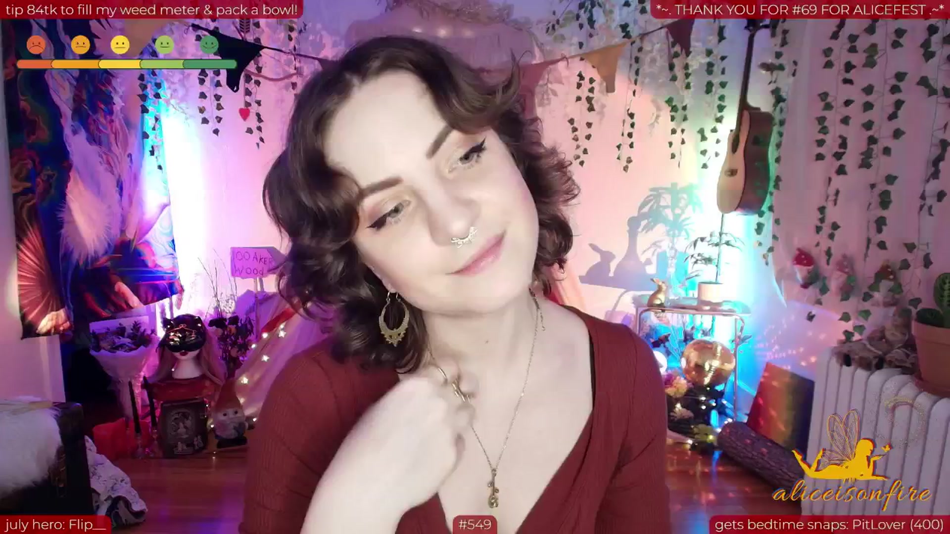Gallery image thumbnail from aliceisonfire's myfreecams stream on, 07/04/2025, 05:58 image 15 of 20