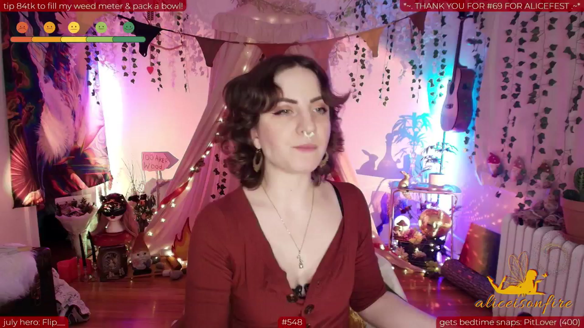 Gallery image thumbnail from aliceisonfire's myfreecams stream on, 07/04/2025, 05:58 image 12 of 20