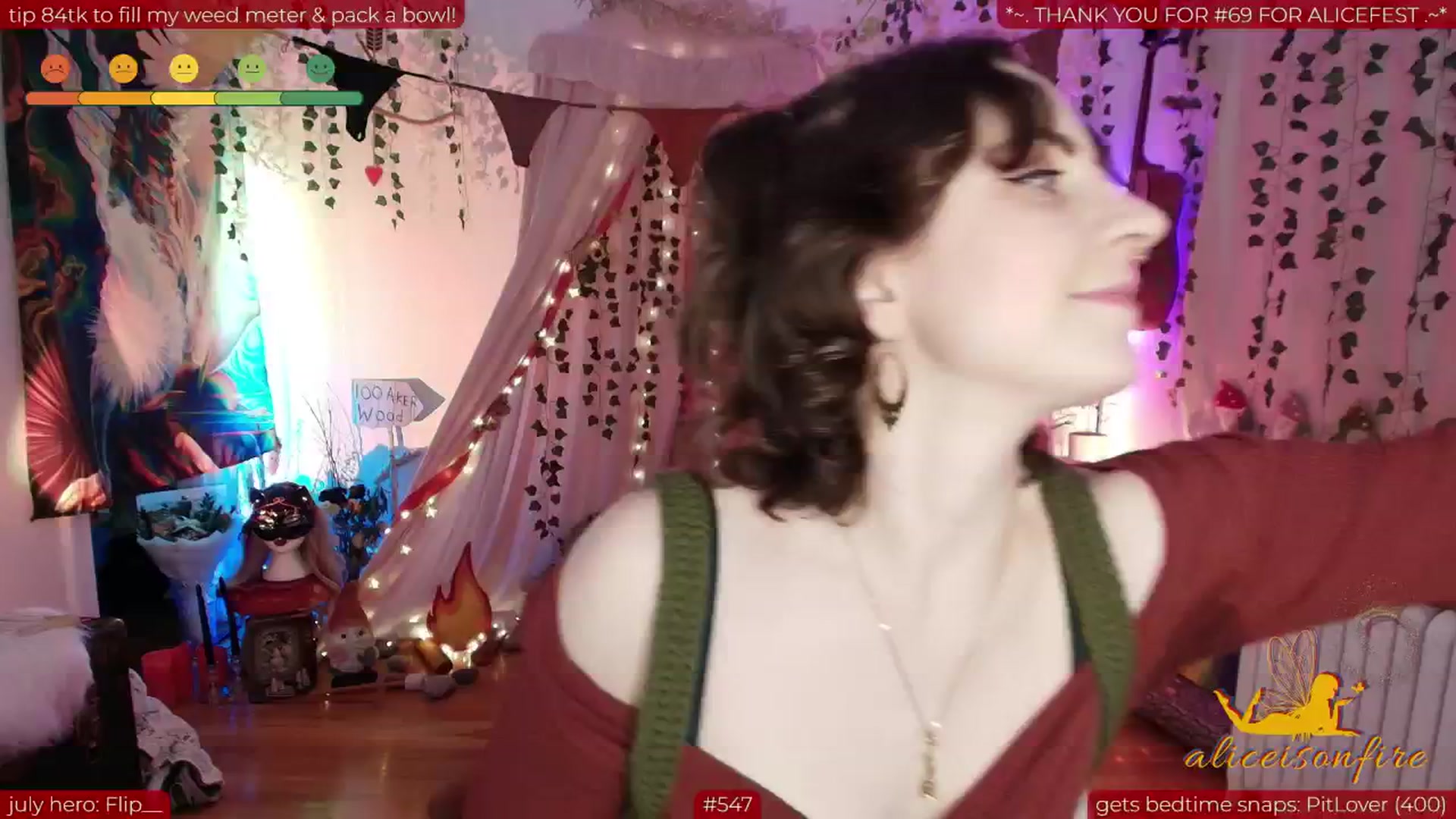 Gallery image thumbnail from aliceisonfire's myfreecams stream on, 07/04/2025, 05:58 image 7 of 20