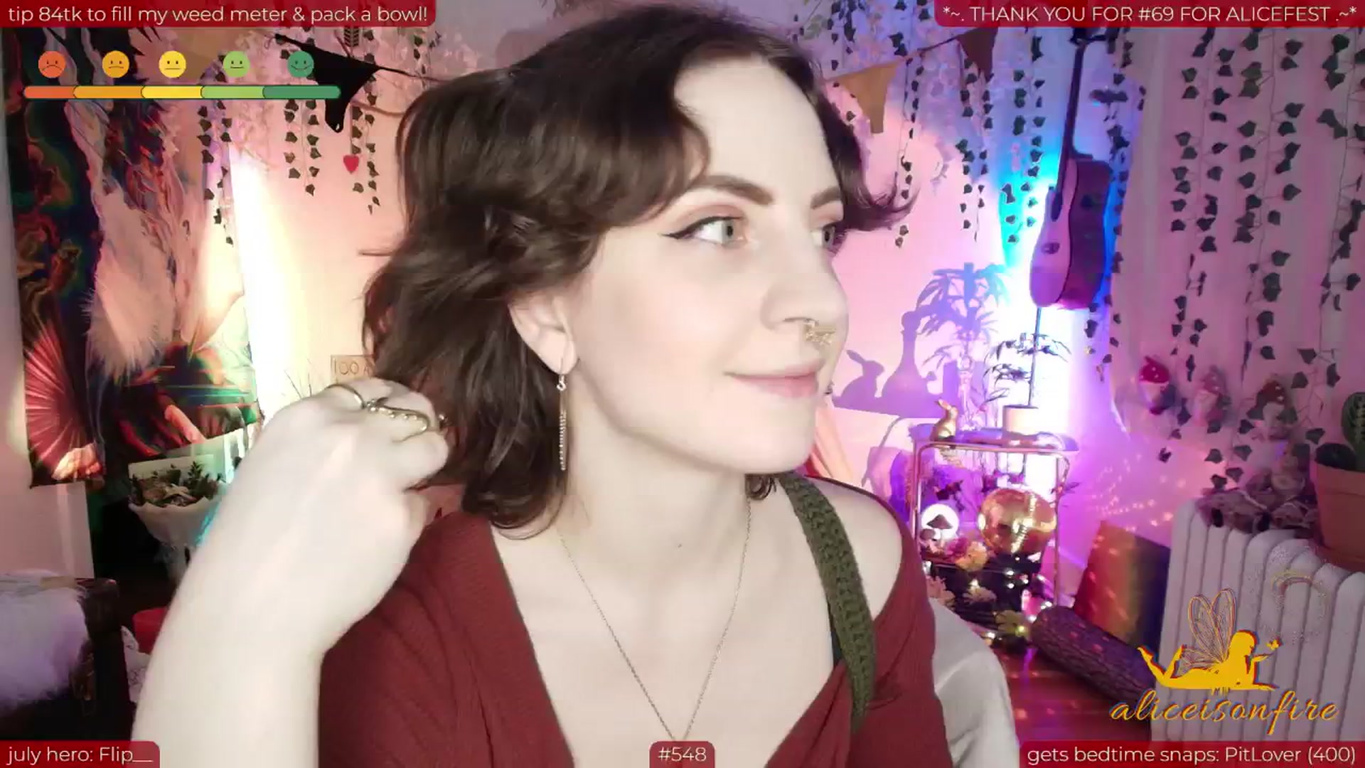 Gallery image thumbnail from aliceisonfire's myfreecams stream on, 07/04/2025, 05:58 image 10 of 20