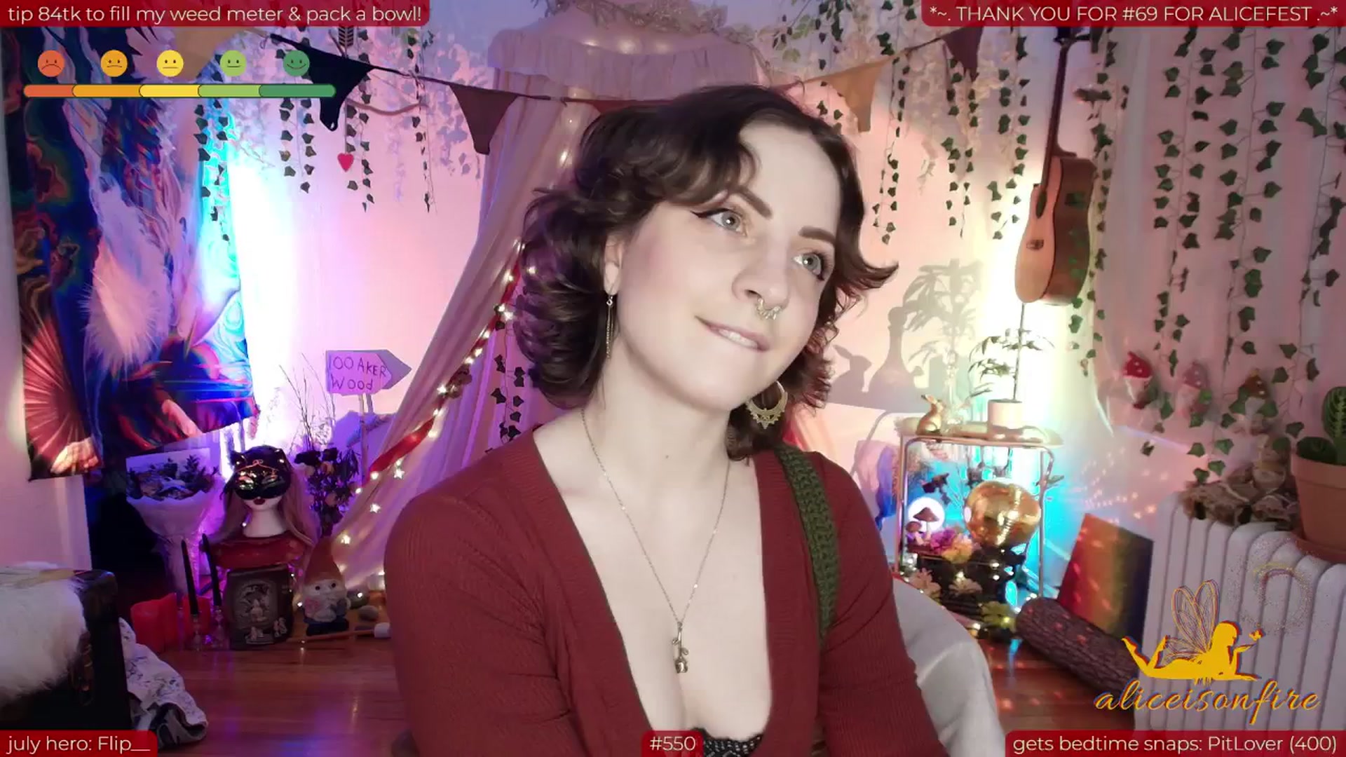 Gallery image thumbnail from aliceisonfire's myfreecams stream on, 07/04/2025, 05:58 image 3 of 20