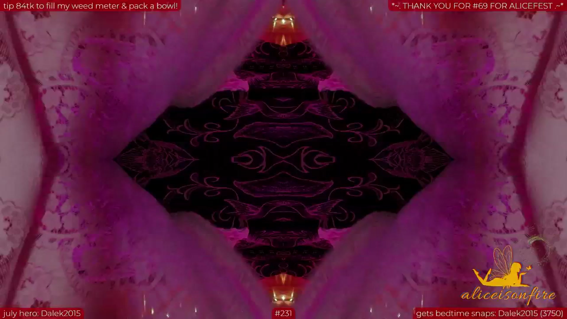 Gallery image thumbnail from aliceisonfire's myfreecams stream on, 07/04/2025, 11:12 image 10 of 20