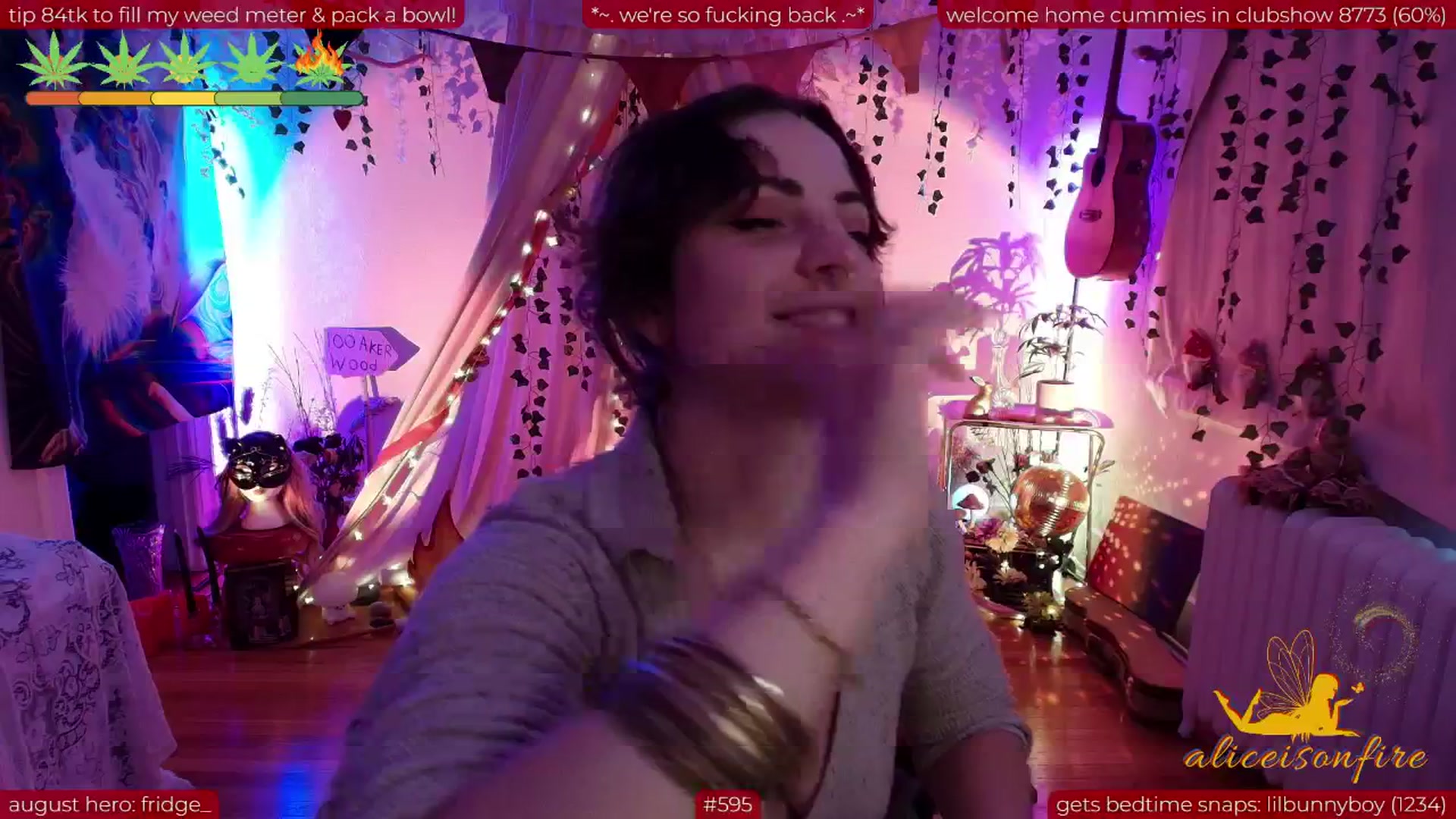 Gallery image thumbnail from aliceisonfire's myfreecams stream on, 08/06/2025, 13:08 image 16 of 20