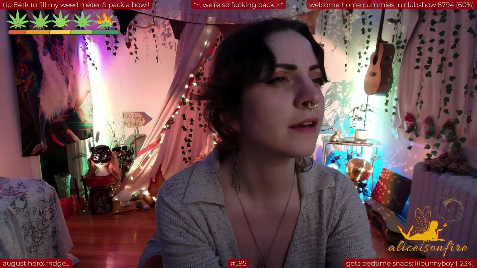 Gallery image thumbnail from aliceisonfire's myfreecams stream on, 08/06/2025, 13:08 image 15 of 20