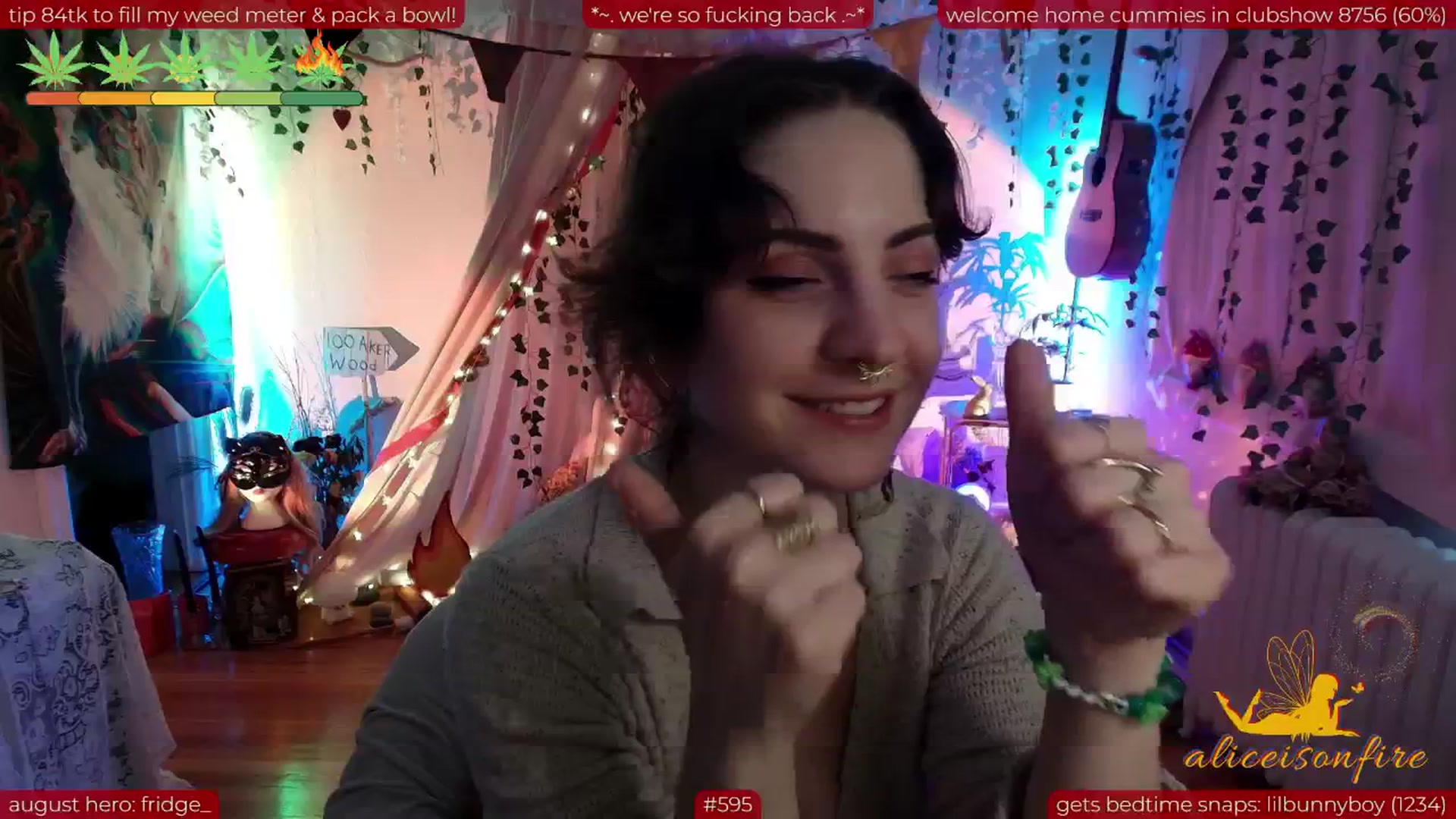 Gallery image thumbnail from aliceisonfire's myfreecams stream on, 08/06/2025, 13:08 image 17 of 20