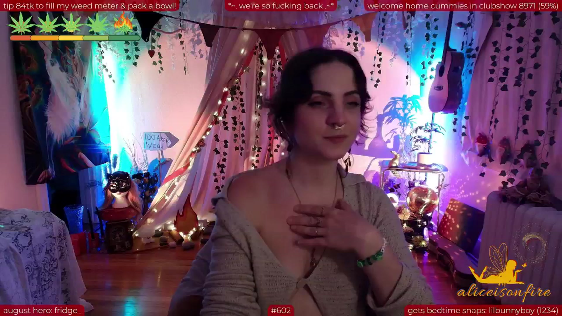 Gallery image thumbnail from aliceisonfire's myfreecams stream on, 08/06/2025, 13:08 image 14 of 20