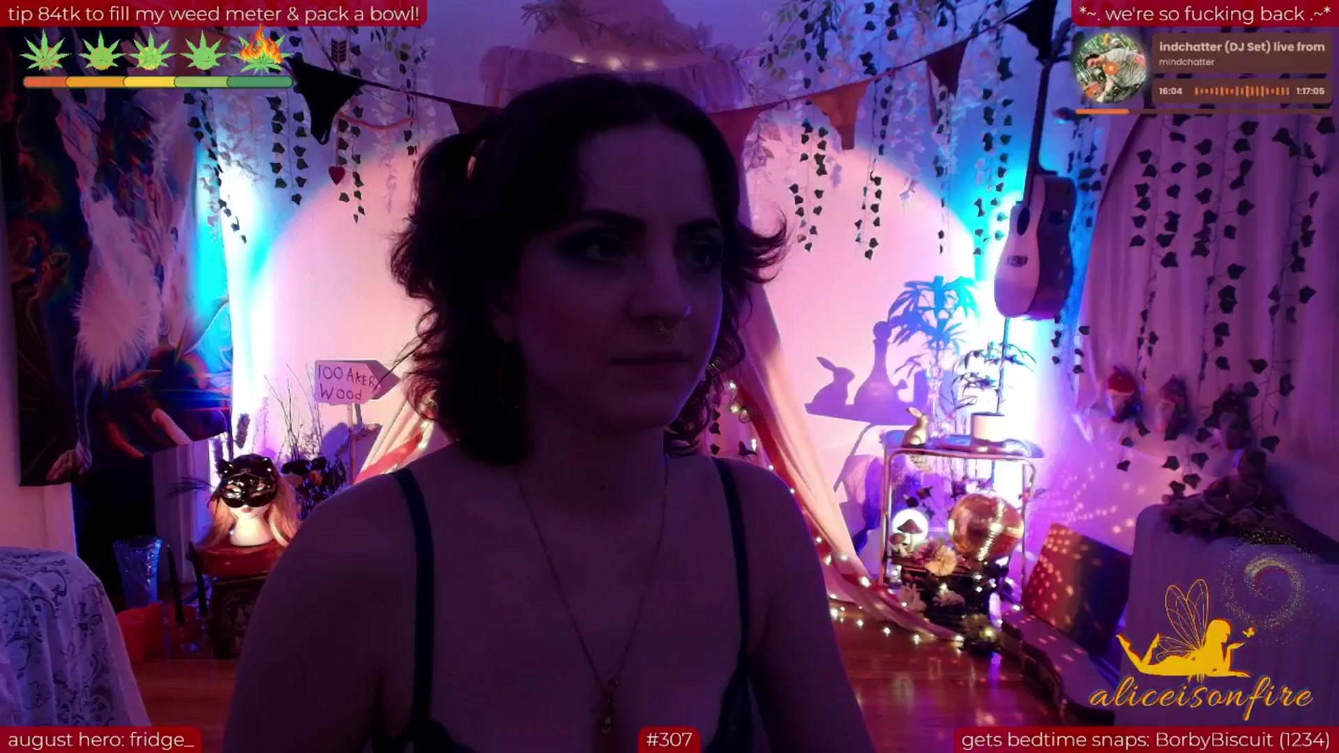 Gallery image thumbnail from aliceisonfire's myfreecams stream on, 08/08/2025, 10:02 image 4 of 20
