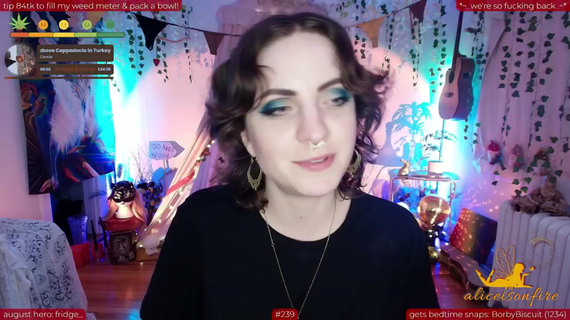Gallery image thumbnail from aliceisonfire's myfreecams stream on, 08/08/2025, 12:02 image 17 of 20