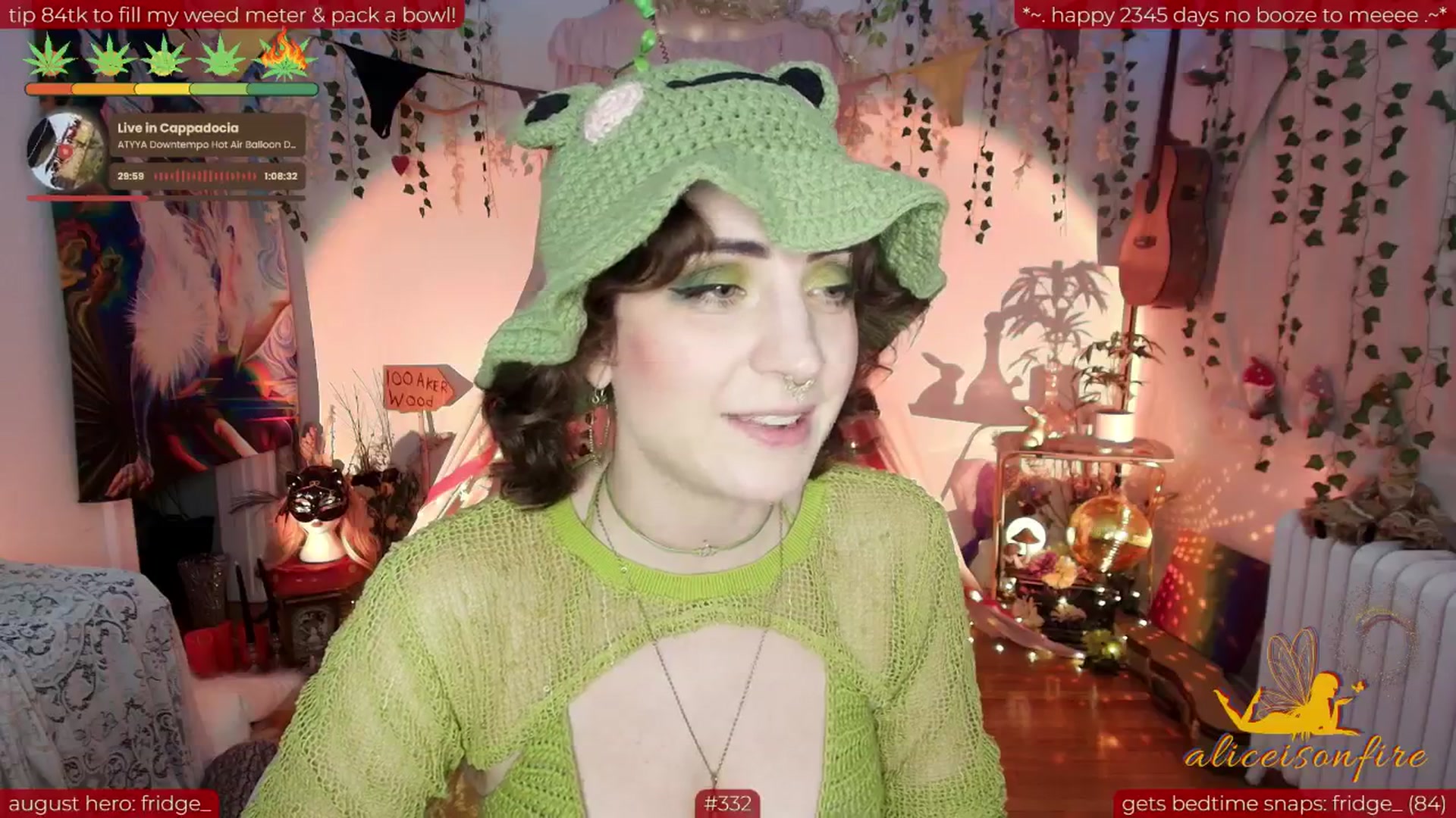 Gallery image thumbnail from aliceisonfire's myfreecams stream on, 08/12/2025, 10:20 image 7 of 20