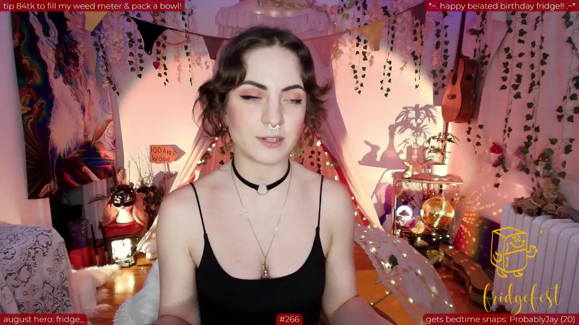 Gallery image thumbnail from aliceisonfire's myfreecams stream on, 08/14/2025, 09:15 image 3 of 20