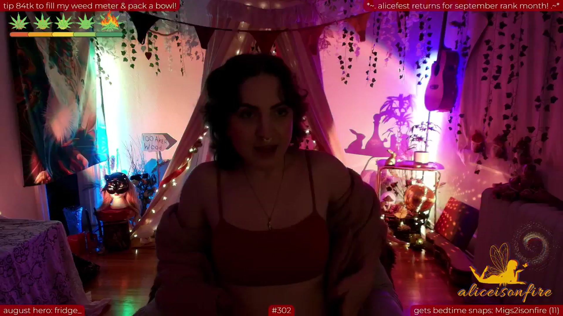 Gallery image thumbnail from aliceisonfire's myfreecams stream on, 08/21/2025, 08:30 image 1 of 20