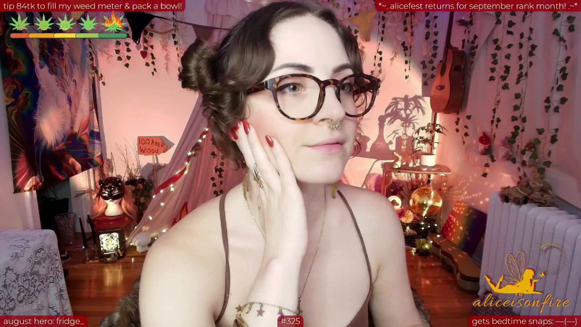 Gallery image thumbnail from aliceisonfire's myfreecams stream on, 08/23/2025, 05:58 image 6 of 20