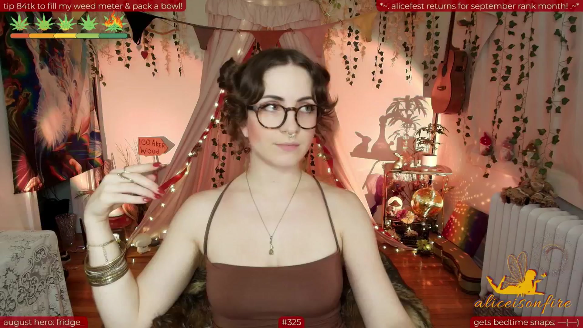 Gallery image thumbnail from aliceisonfire's myfreecams stream on, 08/23/2025, 05:58 image 8 of 20