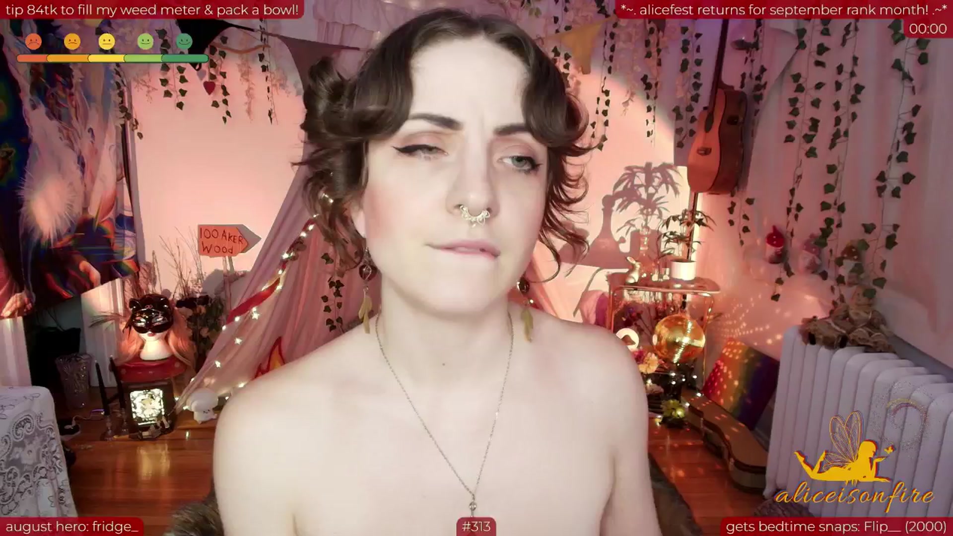 Gallery image thumbnail from aliceisonfire's myfreecams stream on, 08/23/2025, 07:31 image 16 of 20