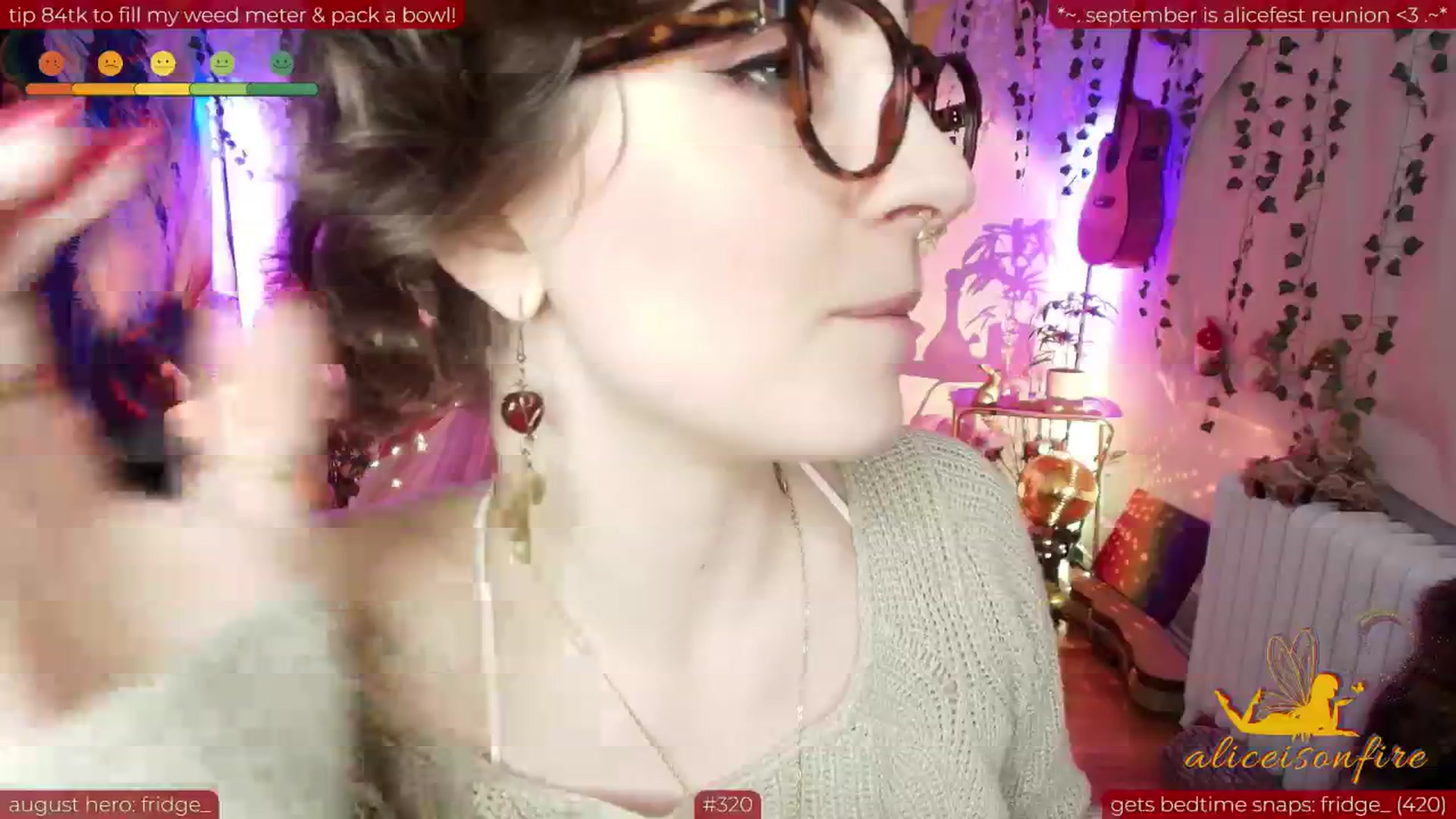 Gallery image thumbnail from aliceisonfire's myfreecams stream on, 08/25/2025, 10:27 image 7 of 20