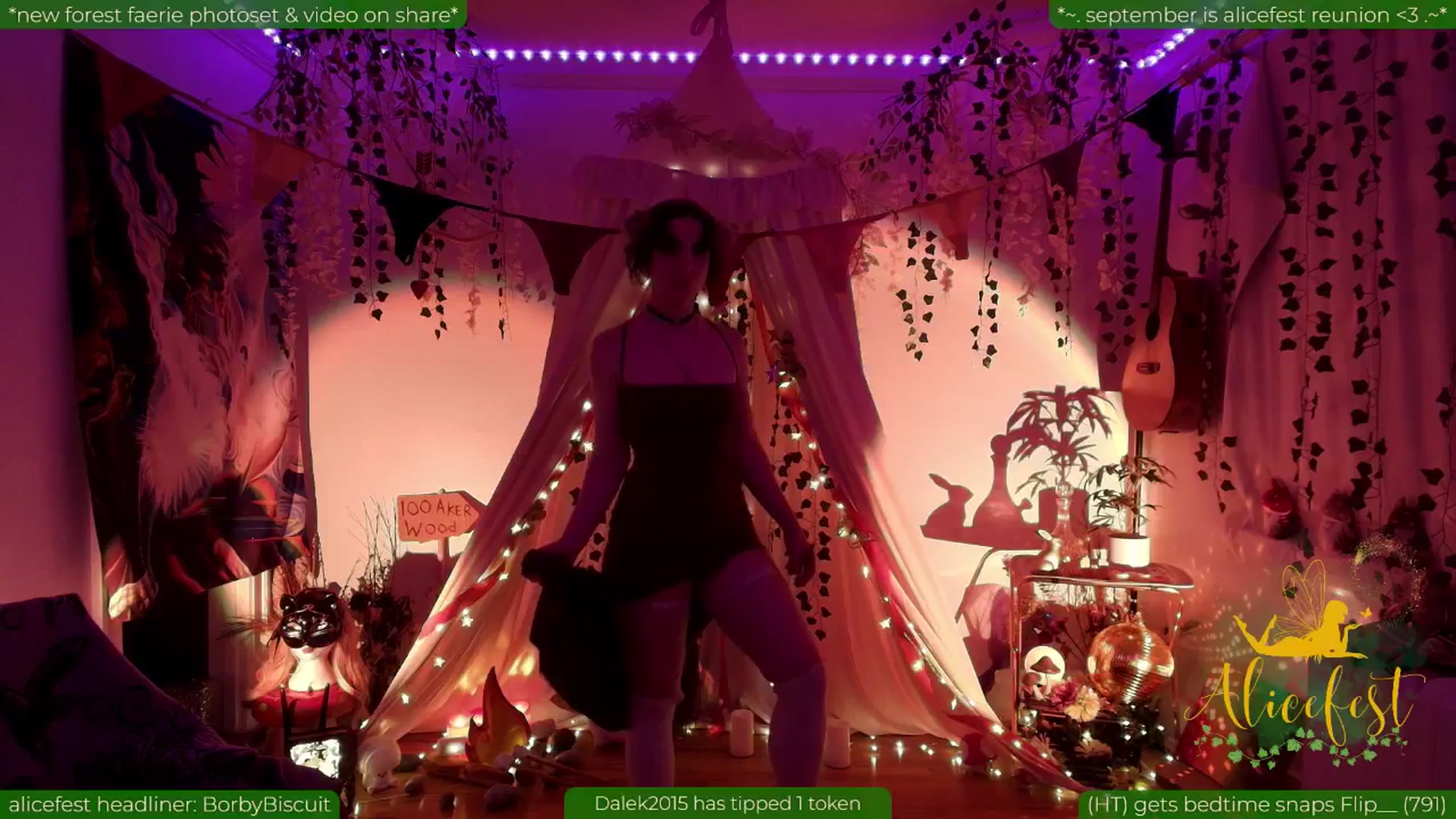 Gallery image thumbnail from aliceisonfire's myfreecams stream on, 09/03/2025, 11:03 image 14 of 20