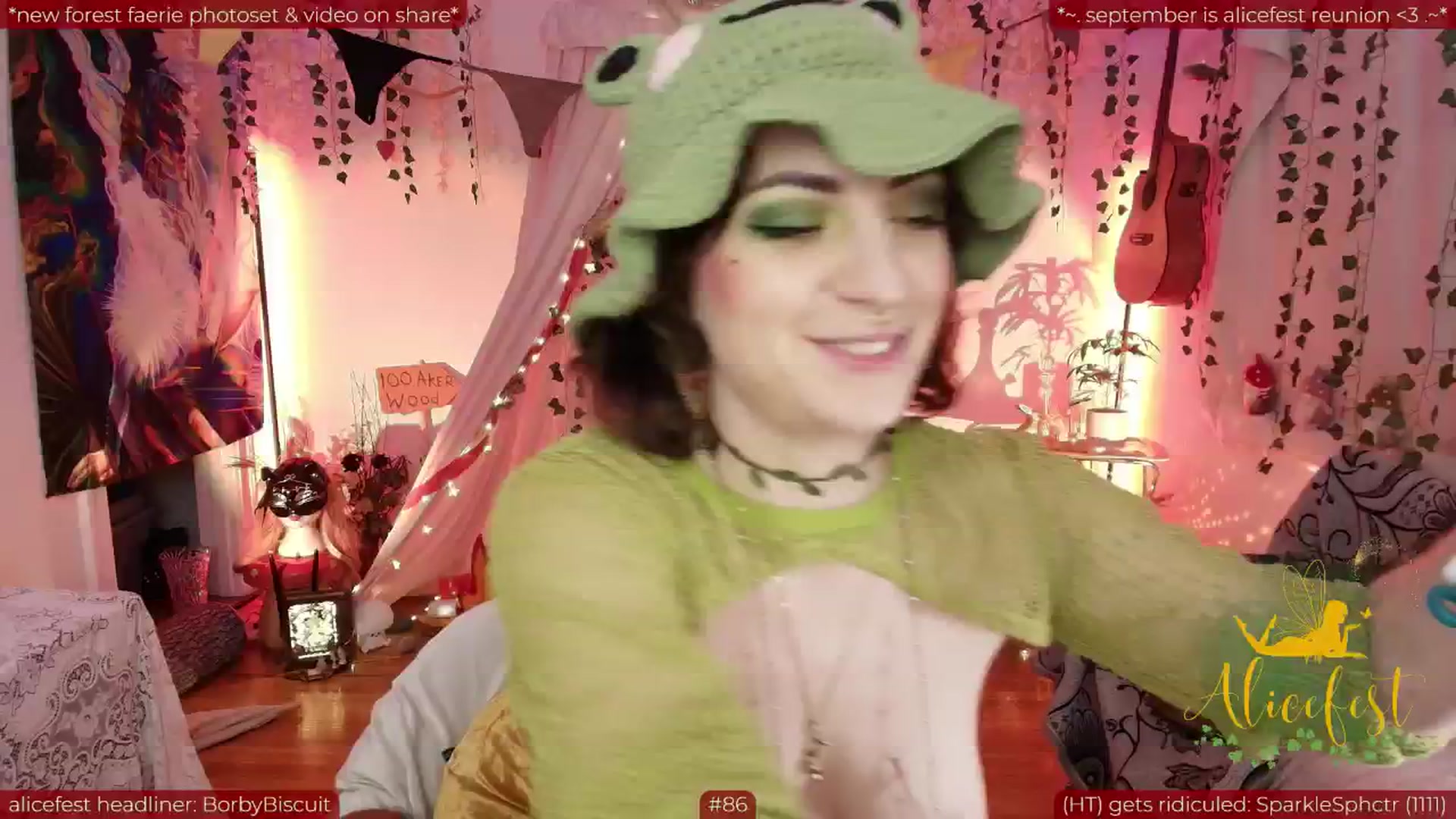 Gallery image thumbnail from aliceisonfire's myfreecams stream on, 09/12/2025, 09:06 image 5 of 20