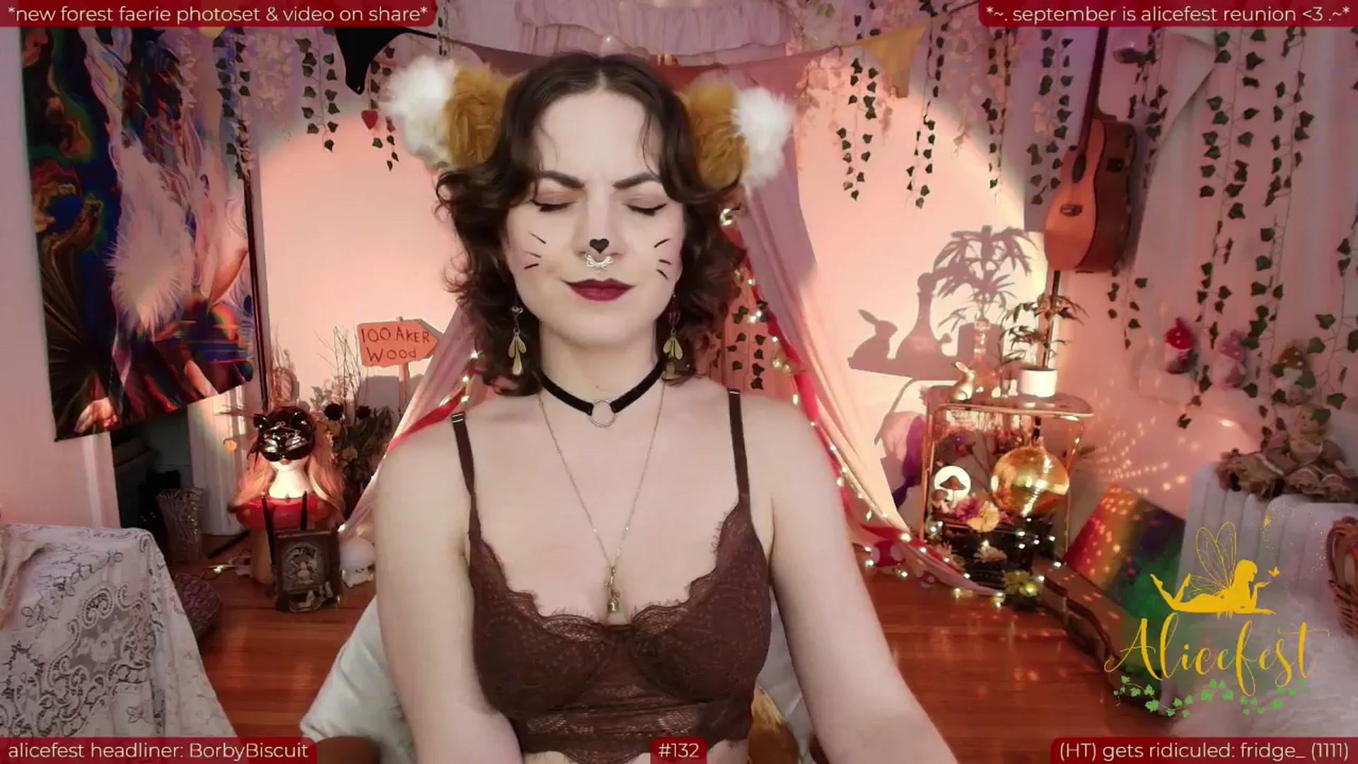 Gallery image thumbnail from aliceisonfire's myfreecams stream on, 09/16/2025, 10:47 image 13 of 20