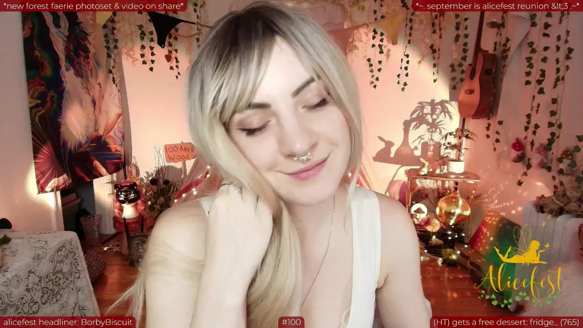 Gallery image thumbnail from aliceisonfire's myfreecams stream on, 09/18/2025, 10:46 image 15 of 20