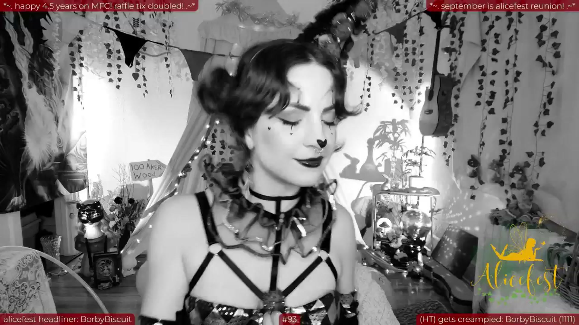 Gallery image thumbnail from aliceisonfire's myfreecams stream on, 09/25/2025, 12:33 image 9 of 20
