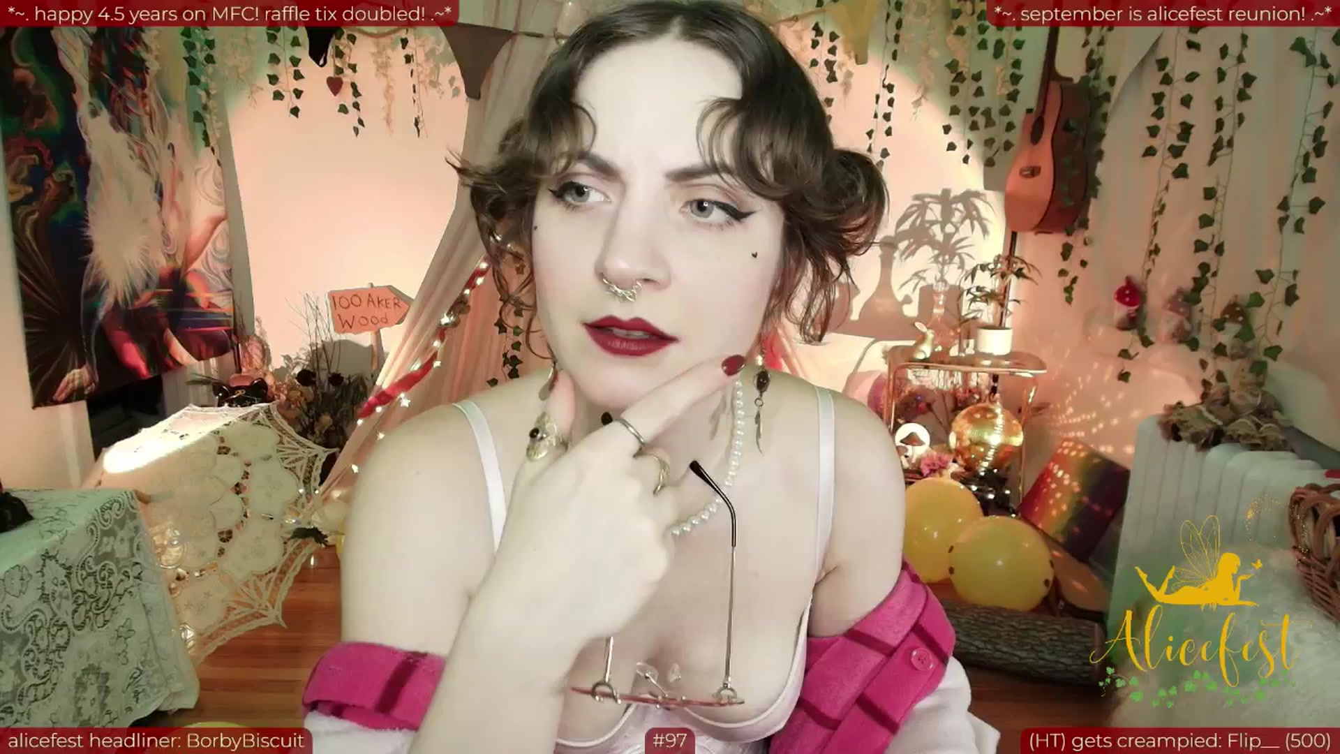Gallery image thumbnail from aliceisonfire's myfreecams stream on, 09/26/2025, 10:01 image 7 of 20