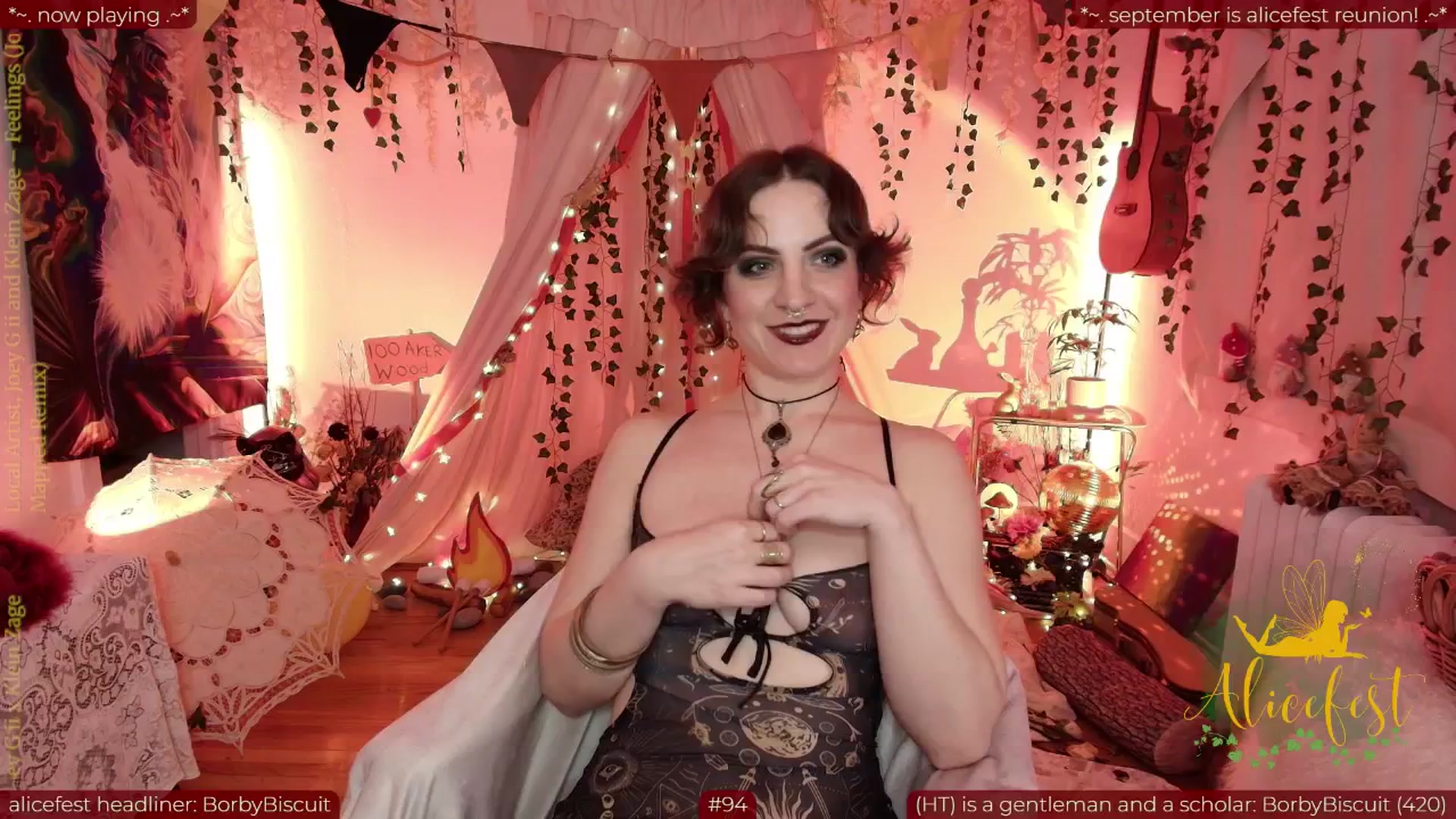 Gallery image thumbnail from aliceisonfire's myfreecams stream on, 09/29/2025, 10:16 image 8 of 20