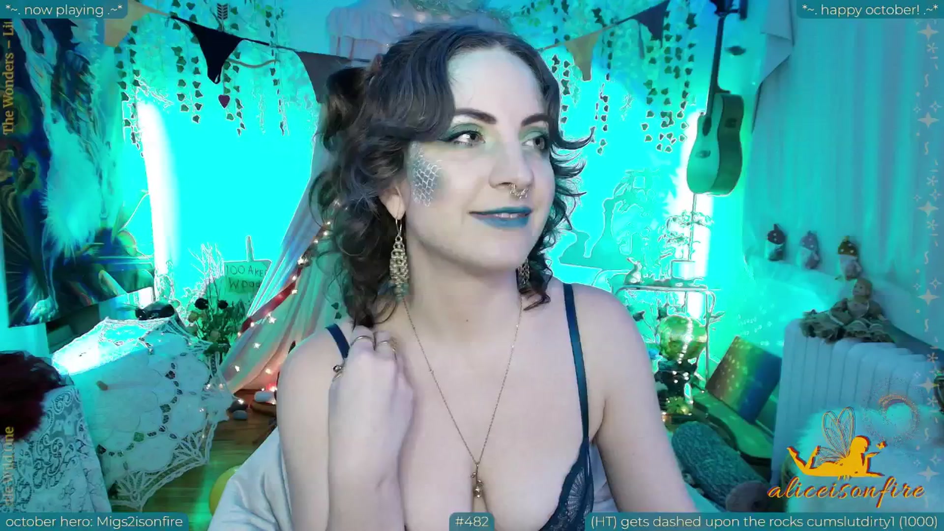 Gallery image thumbnail from aliceisonfire's myfreecams stream on, 10/04/2025, 11:04 image 11 of 20