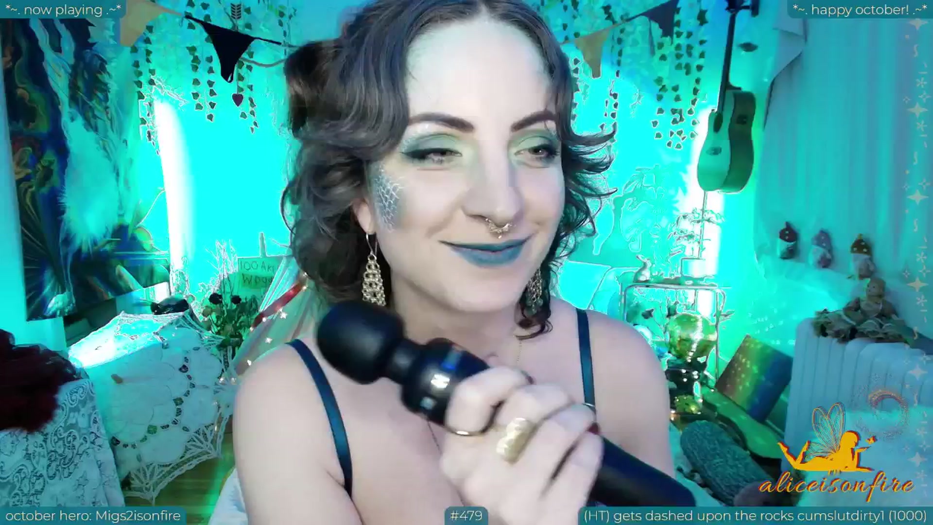 Gallery image thumbnail from aliceisonfire's myfreecams stream on, 10/04/2025, 11:04 image 12 of 20