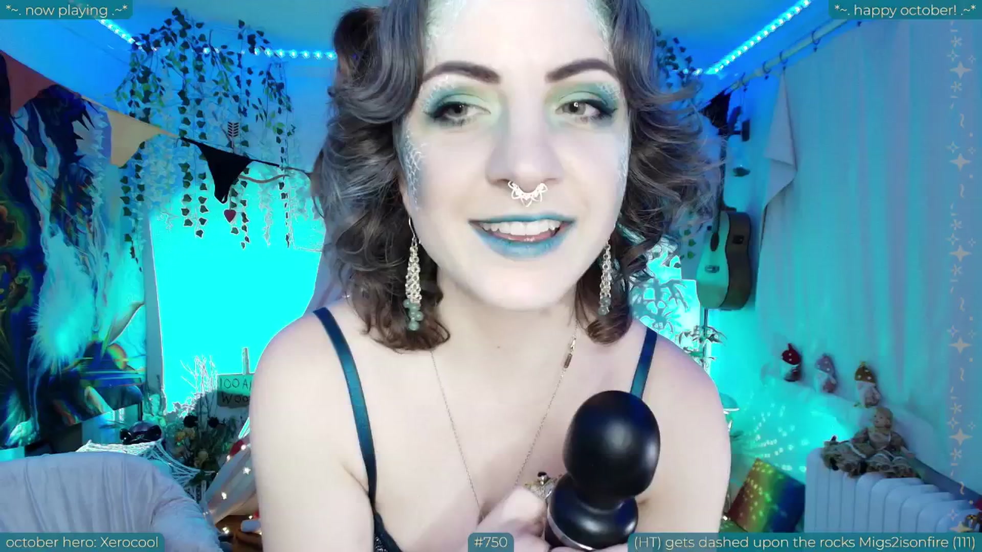 Gallery image thumbnail from aliceisonfire's myfreecams stream on, 10/04/2025, 11:04 image 1 of 20