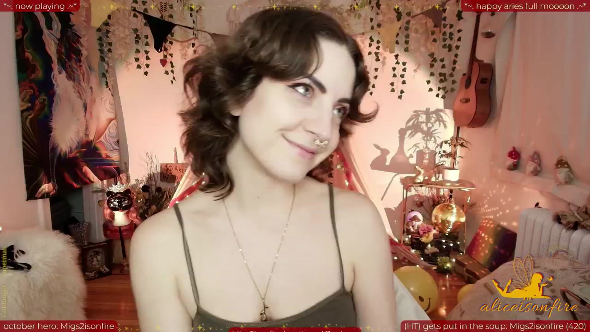 Gallery image thumbnail from aliceisonfire's myfreecams stream on, 10/09/2025, 09:27 image 11 of 20