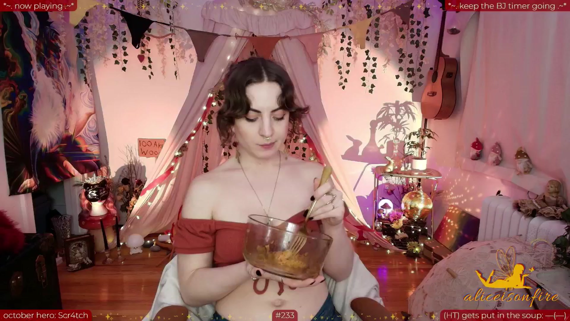 Gallery image thumbnail from aliceisonfire's myfreecams stream on, 10/14/2025, 09:51 image 7 of 20