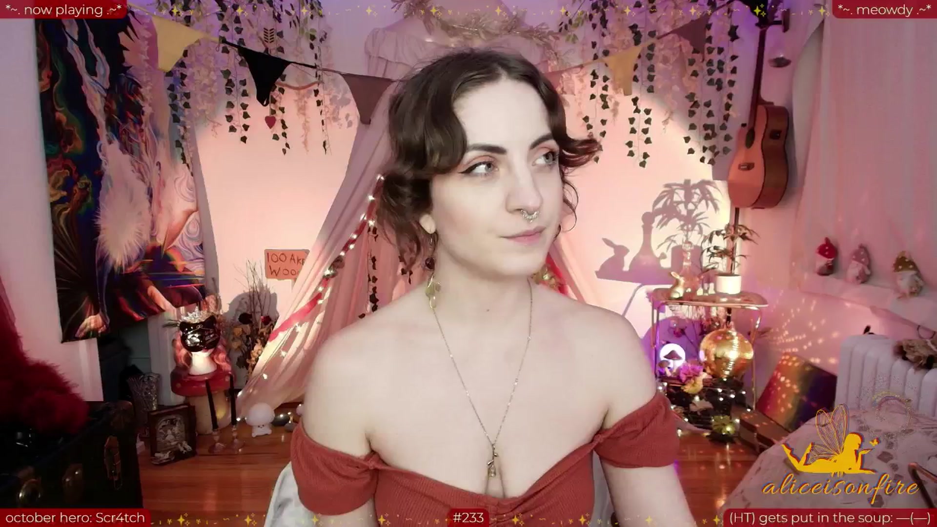 Gallery image thumbnail from aliceisonfire's myfreecams stream on, 10/14/2025, 09:51 image 12 of 20