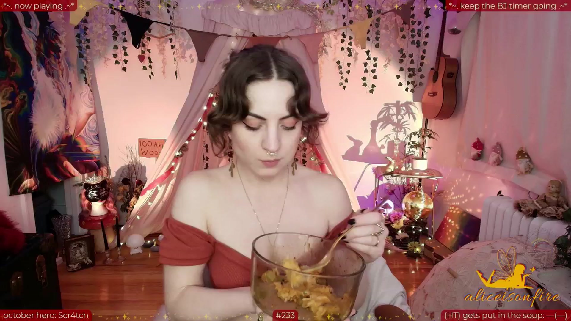 Gallery image thumbnail from aliceisonfire's myfreecams stream on, 10/14/2025, 09:51 image 6 of 20