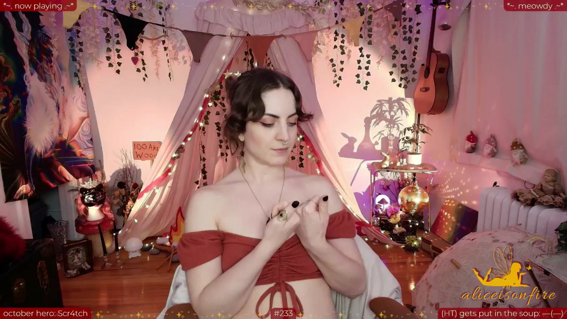 Gallery image thumbnail from aliceisonfire's myfreecams stream on, 10/14/2025, 09:51 image 13 of 20