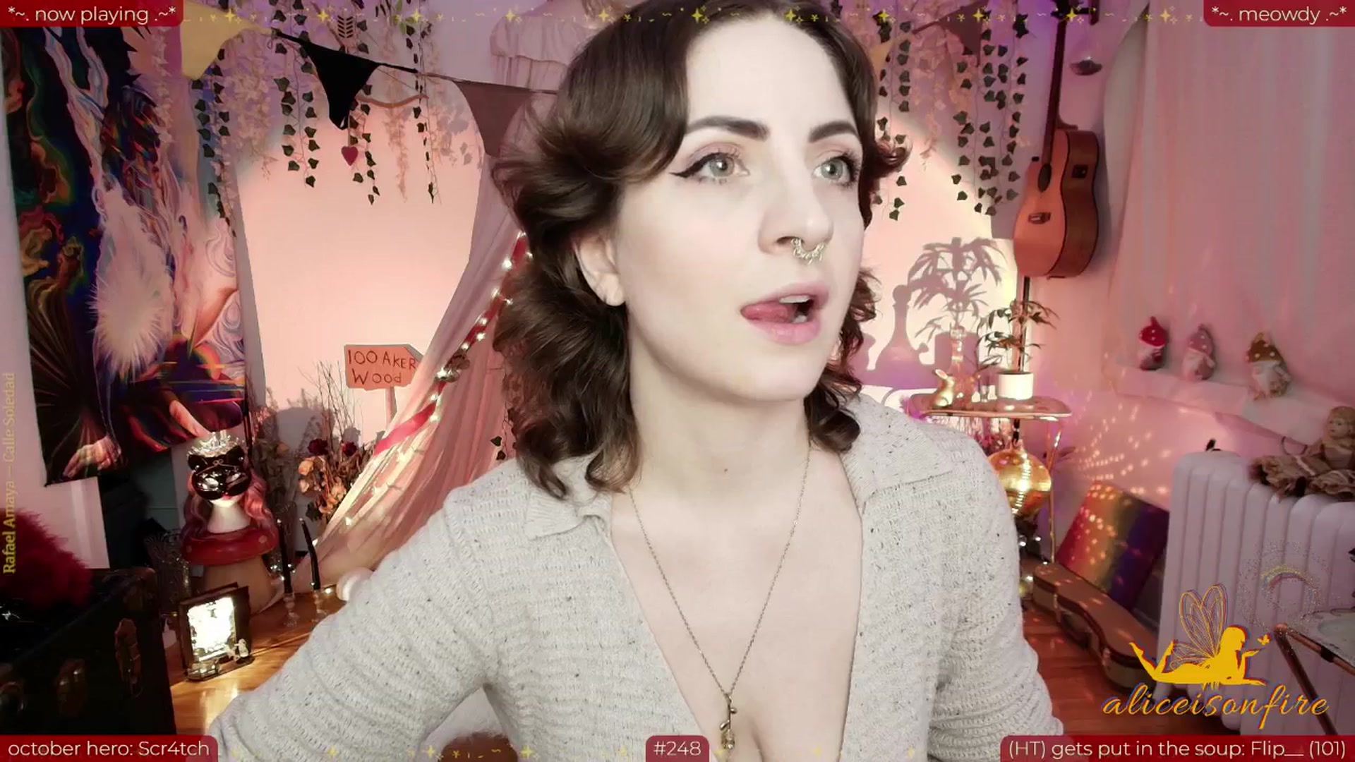 Gallery image thumbnail from aliceisonfire's myfreecams stream on, 10/15/2025, 06:23 image 12 of 20
