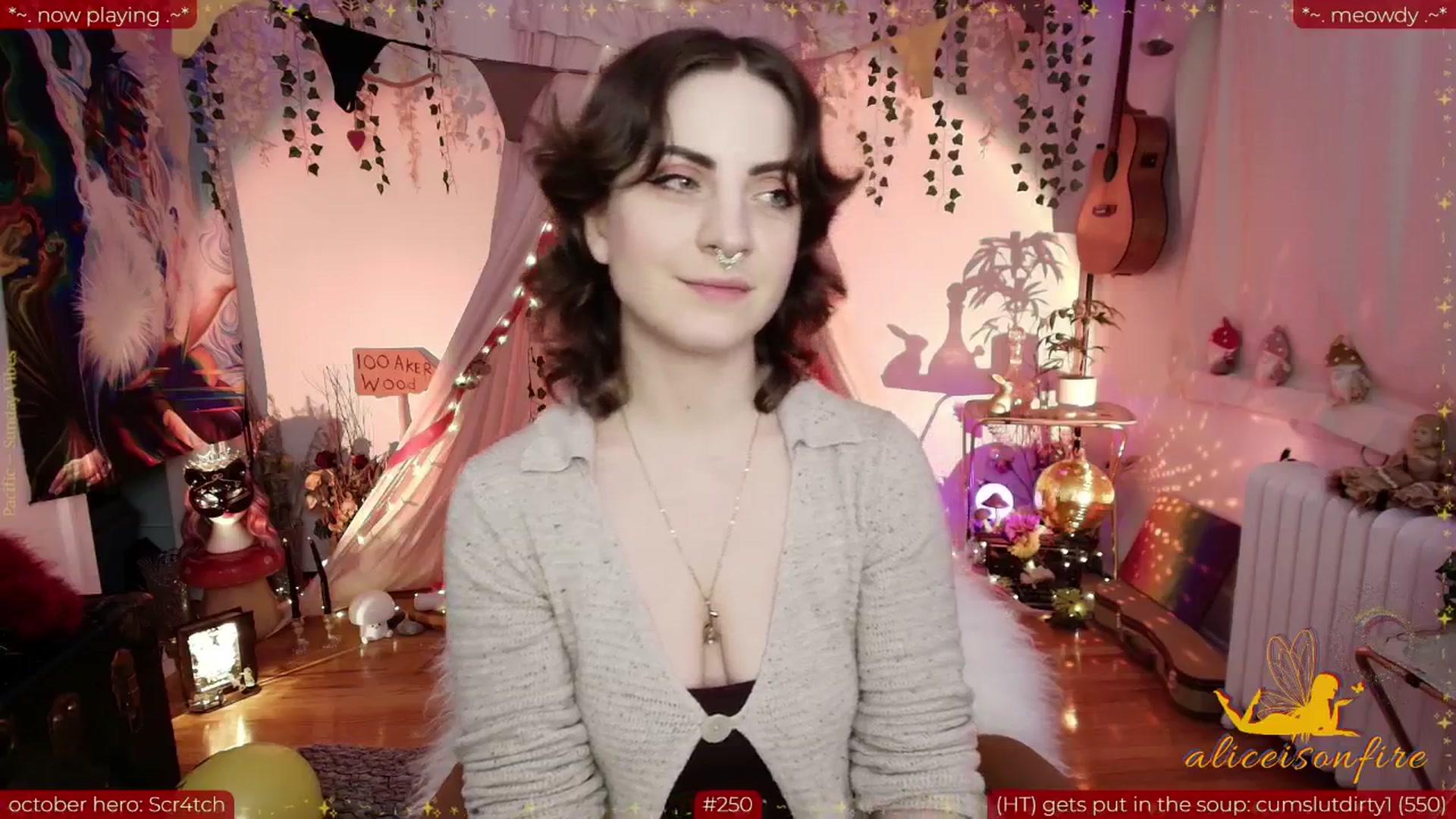 Gallery image thumbnail from aliceisonfire's myfreecams stream on, 10/15/2025, 10:44 image 15 of 20
