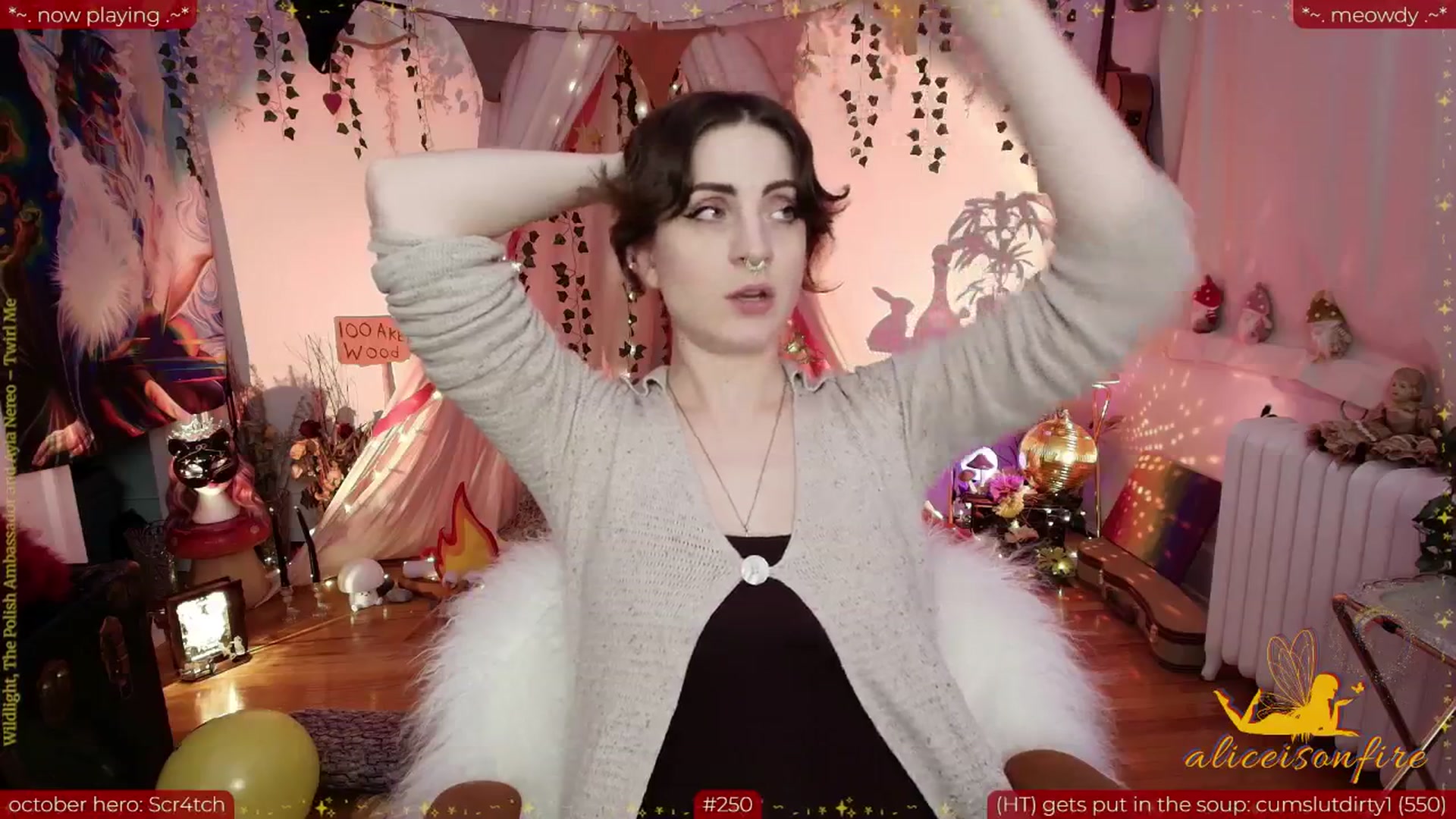 Gallery image thumbnail from aliceisonfire's myfreecams stream on, 10/15/2025, 10:44 image 19 of 20