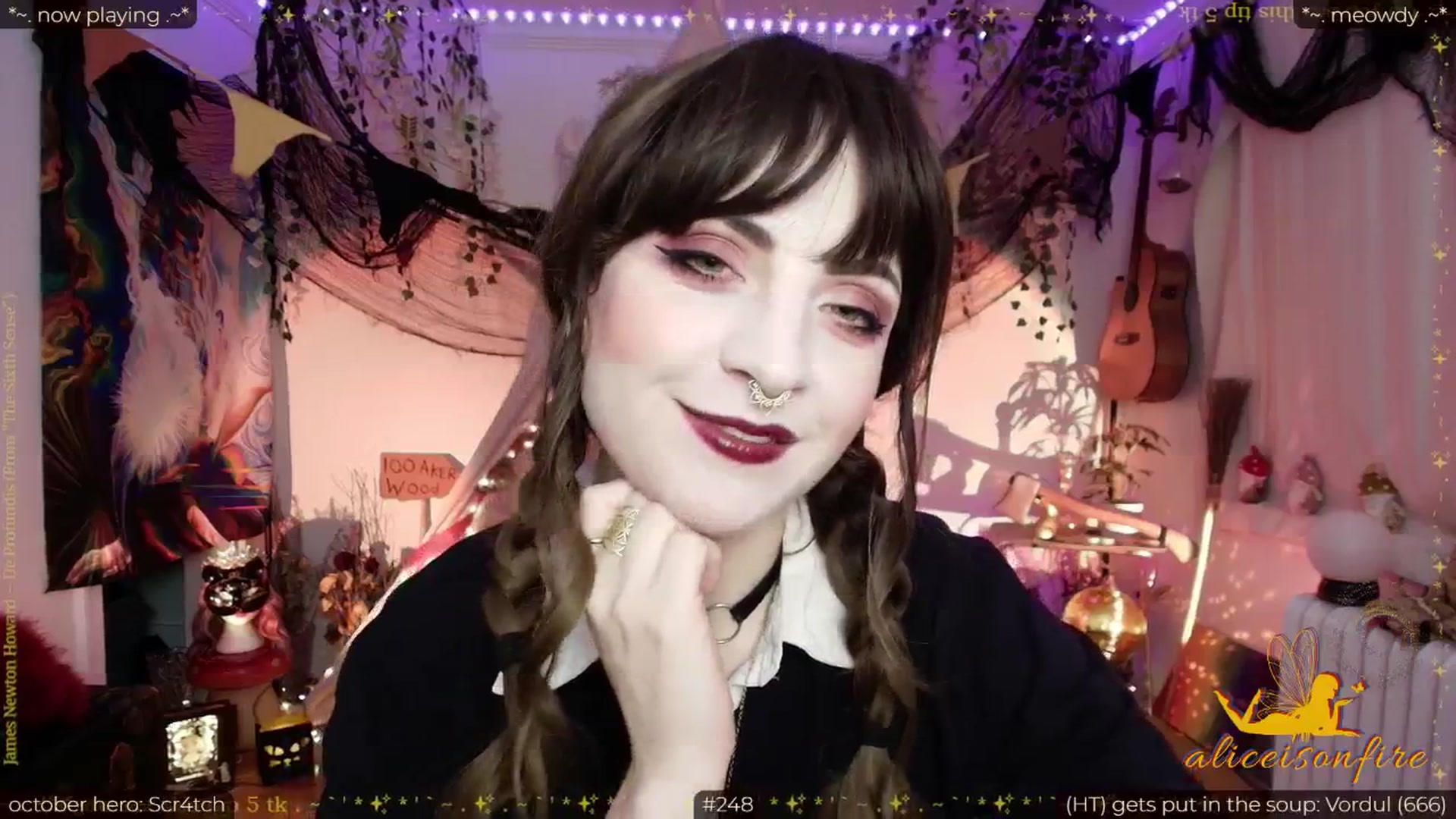 Gallery image thumbnail from aliceisonfire's myfreecams stream on, 10/16/2025, 10:15 image 9 of 20