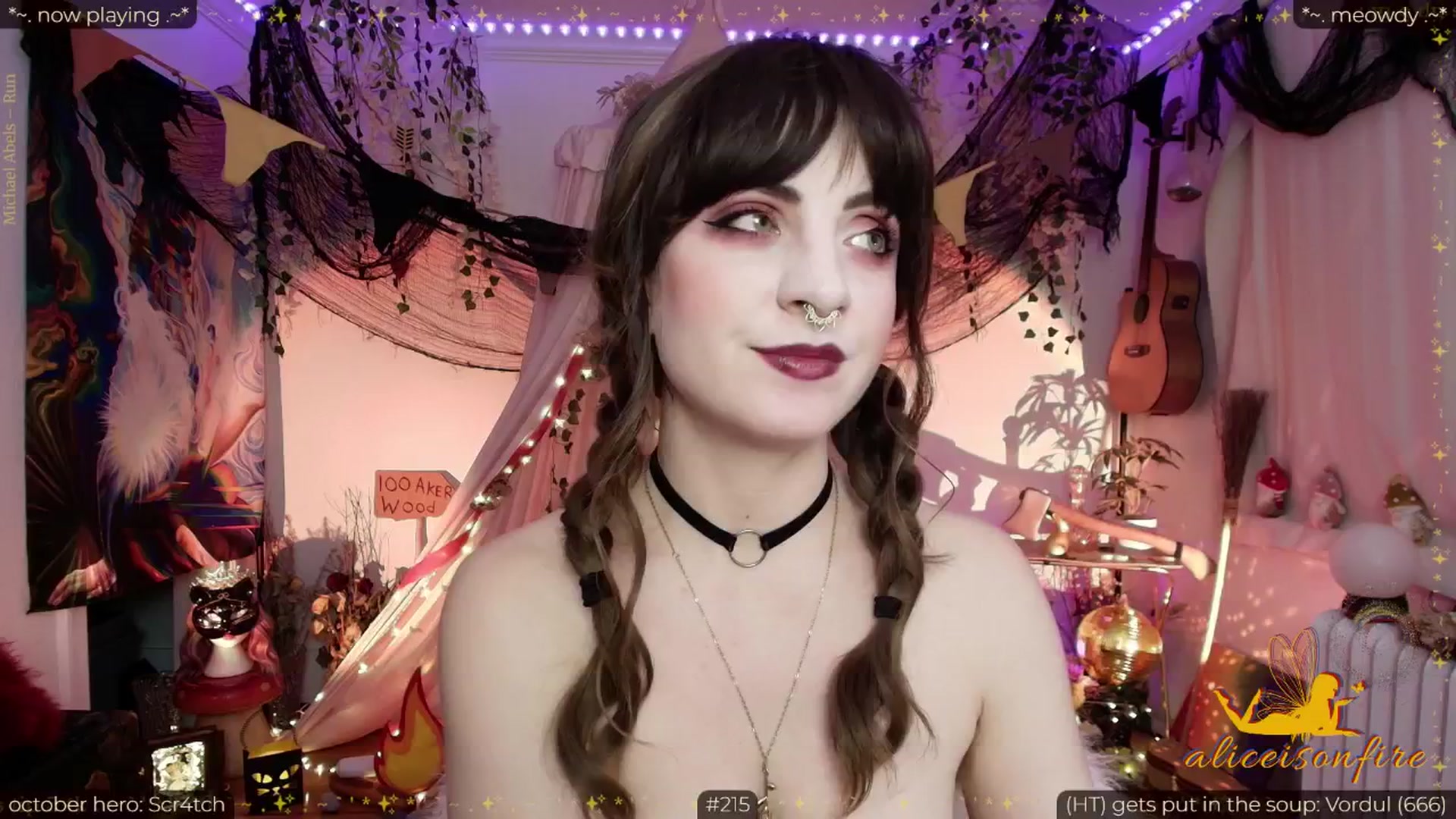 Gallery image thumbnail from aliceisonfire's myfreecams stream on, 10/16/2025, 12:08 image 20 of 20