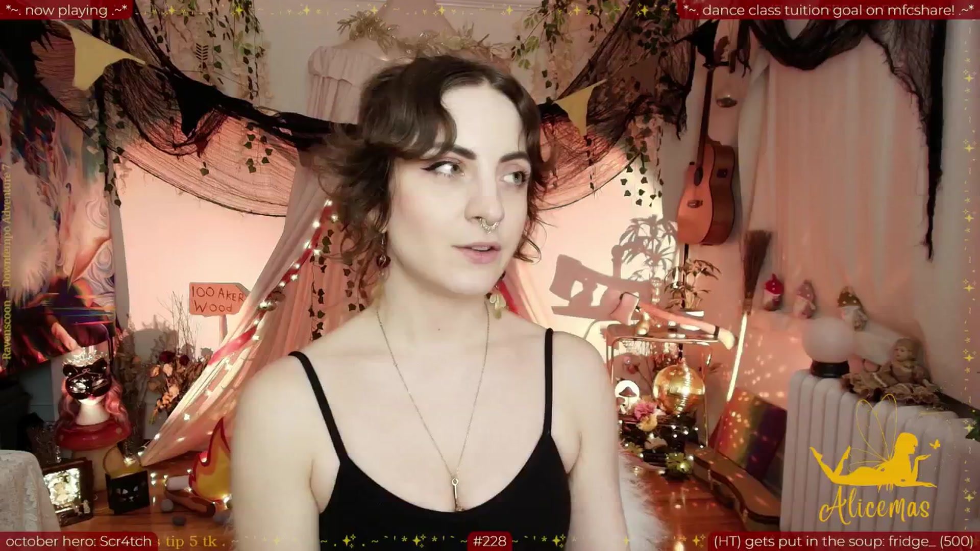 Gallery image thumbnail from aliceisonfire's myfreecams stream on, 10/22/2025, 11:12 image 7 of 20