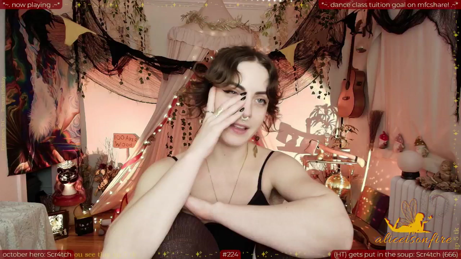 Gallery image thumbnail from aliceisonfire's myfreecams stream on, 10/22/2025, 11:12 image 20 of 20