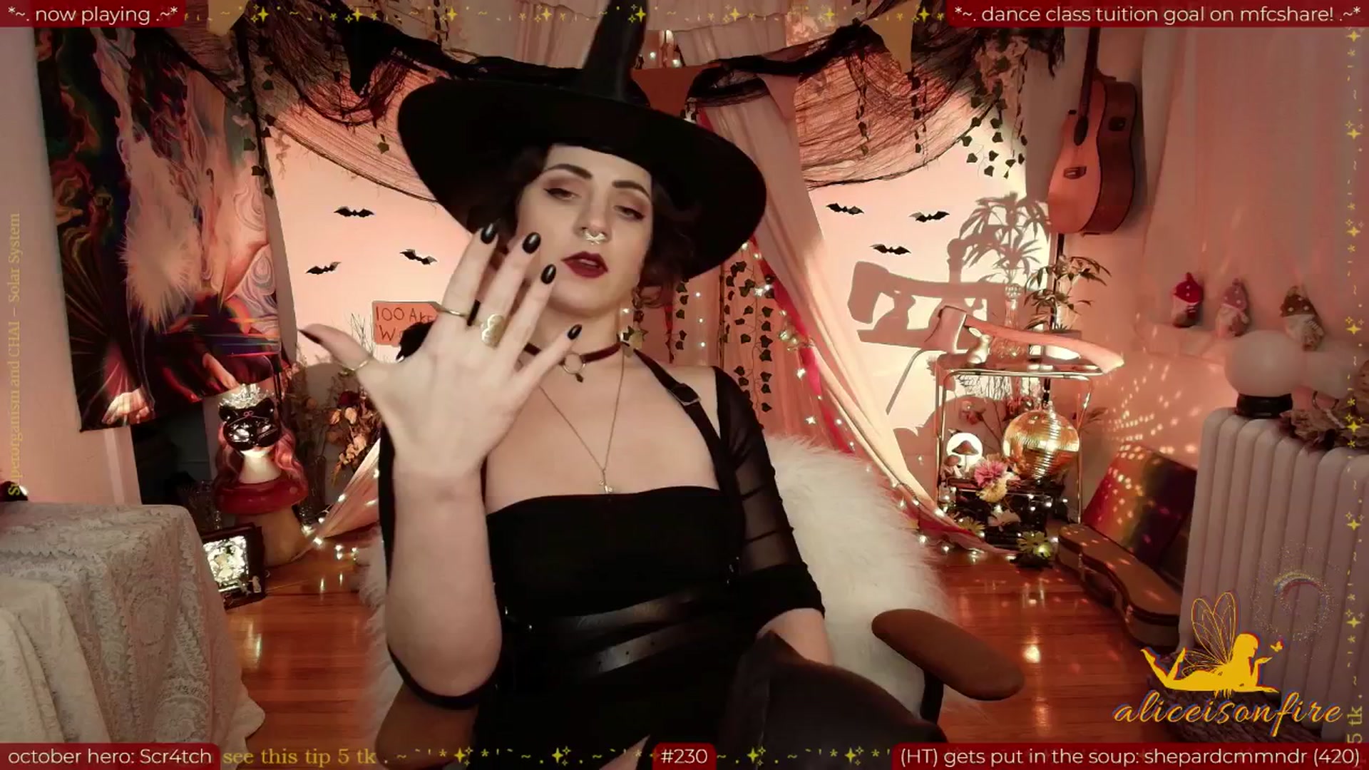 Gallery image thumbnail from aliceisonfire's myfreecams stream on, 10/23/2025, 09:46 image 10 of 20