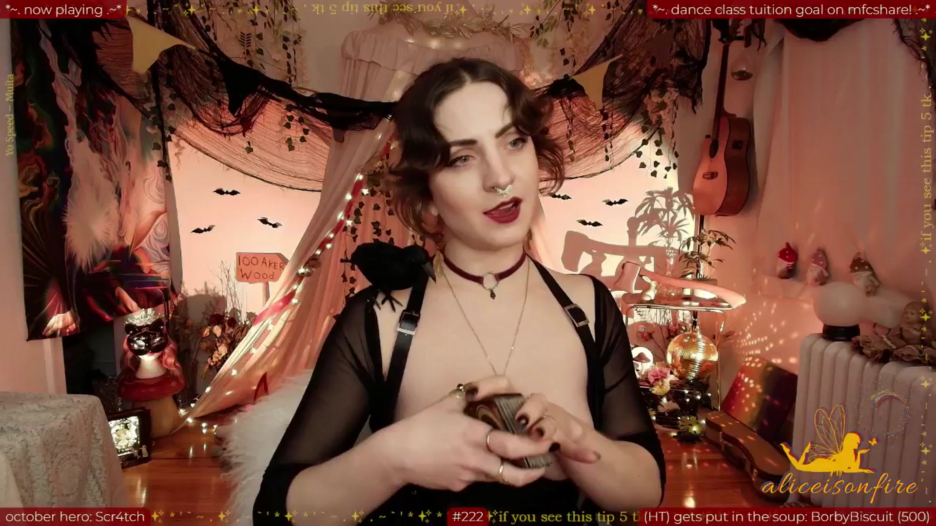 Gallery image thumbnail from aliceisonfire's myfreecams stream on, 10/23/2025, 09:46 image 16 of 20