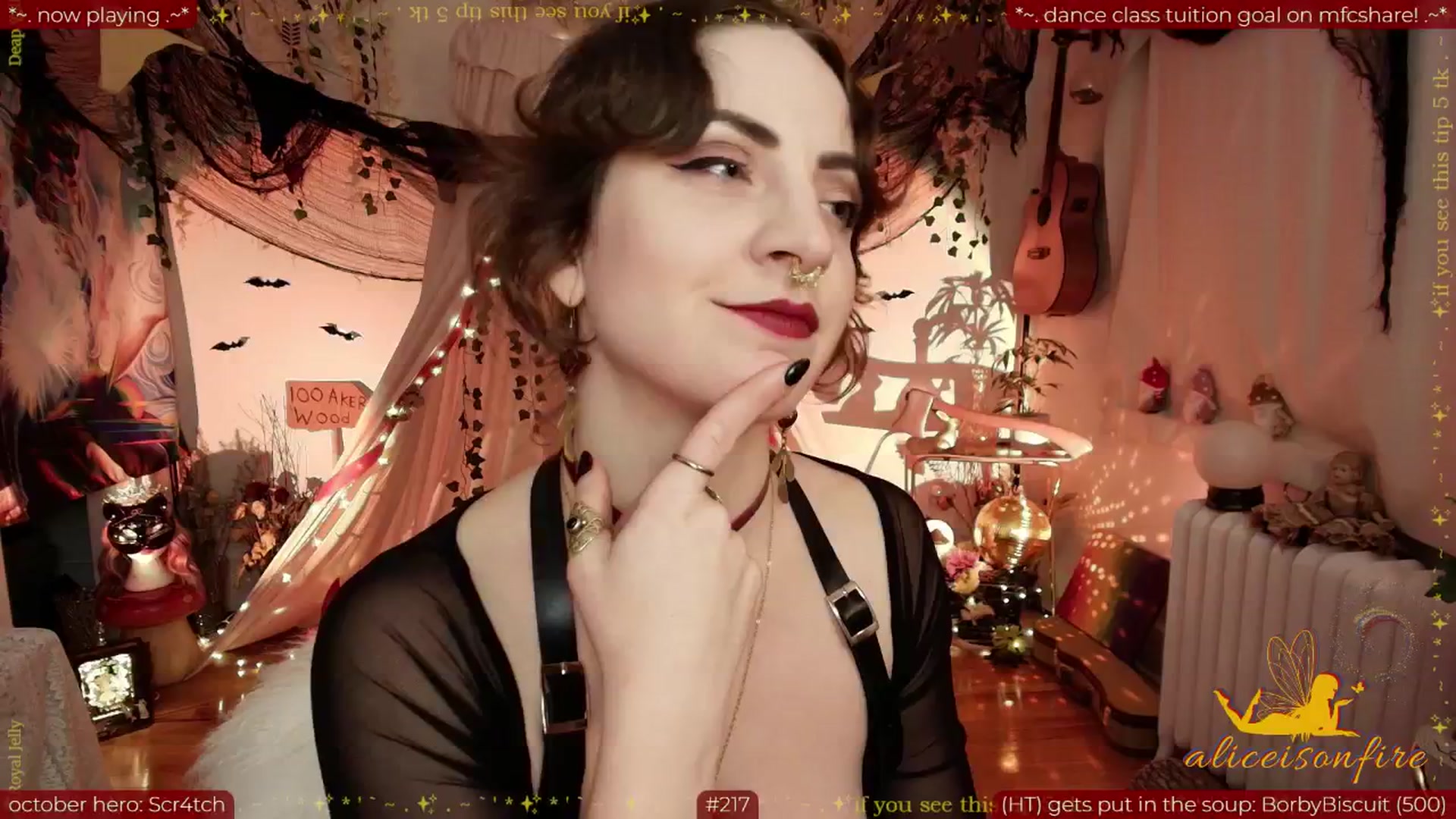 Gallery image thumbnail from aliceisonfire's myfreecams stream on, 10/23/2025, 10:34 image 12 of 20