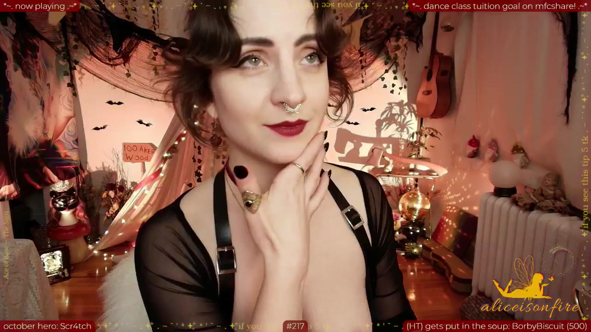 Gallery image thumbnail from aliceisonfire's myfreecams stream on, 10/23/2025, 10:34 image 3 of 20
