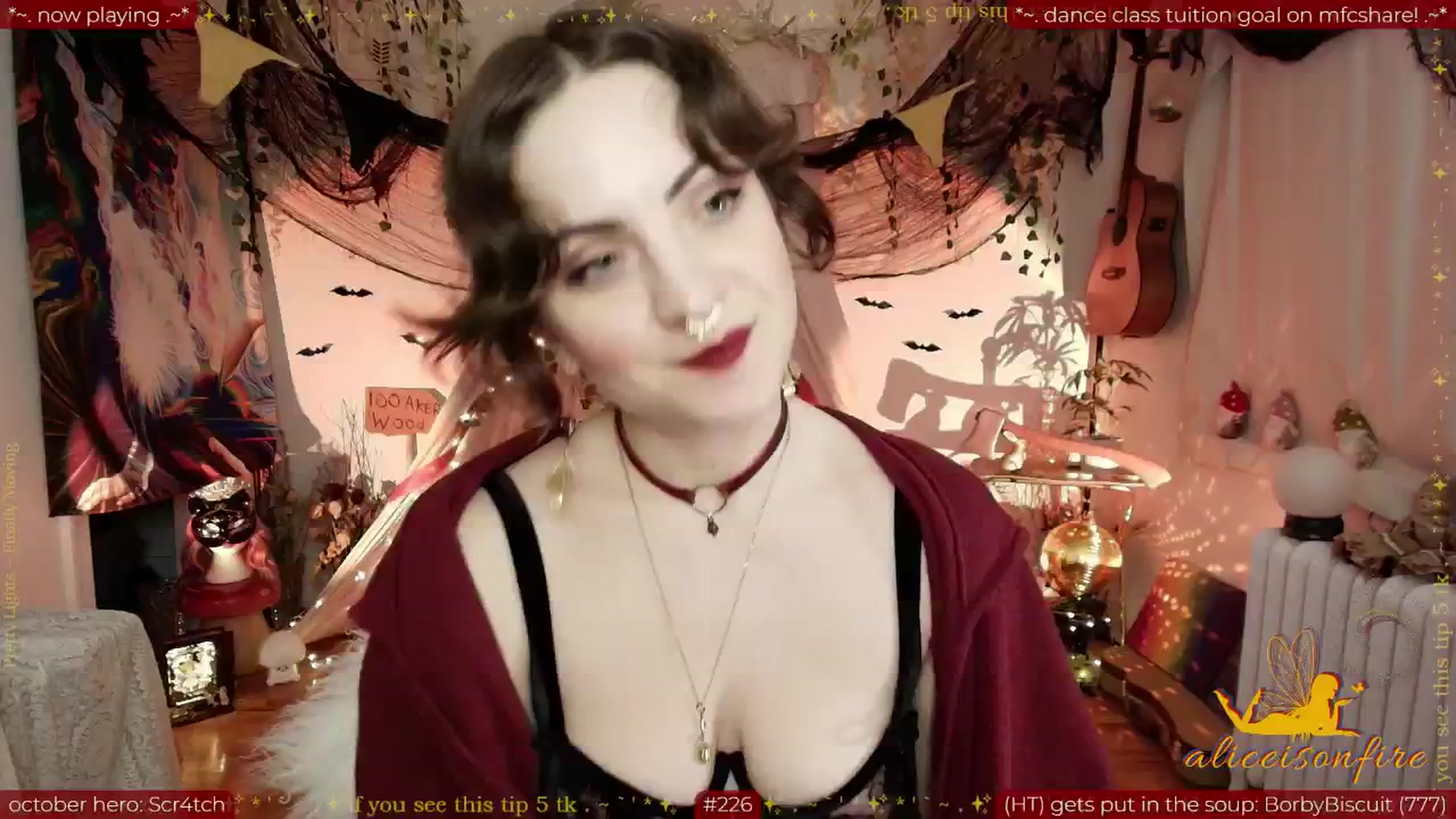 Gallery image thumbnail from aliceisonfire's myfreecams stream on, 10/25/2025, 09:49 image 11 of 20
